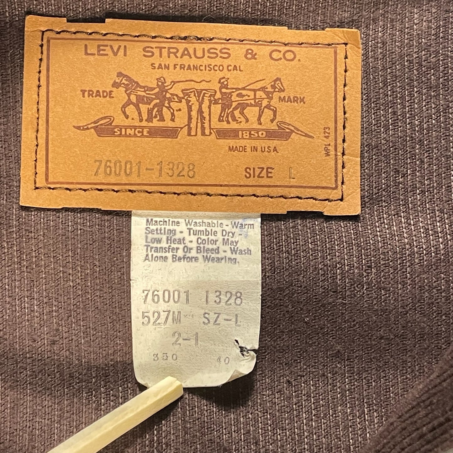 70s vintage Levi’s corduroy trucker jacket - size S/M