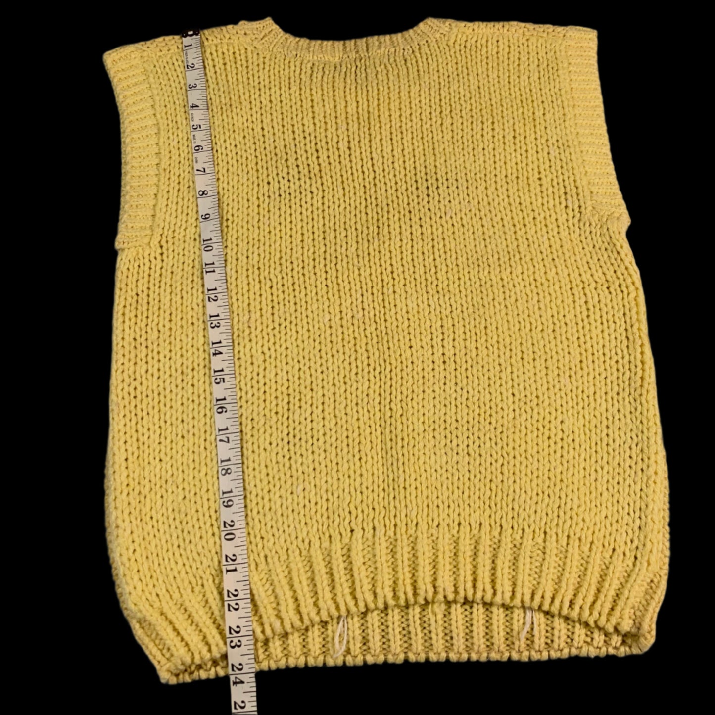 90s vintage sweater vest - size M