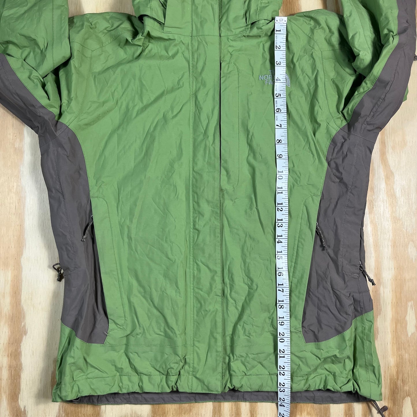 preloved The North Face HyVent leaf green rain jacket - XS/S