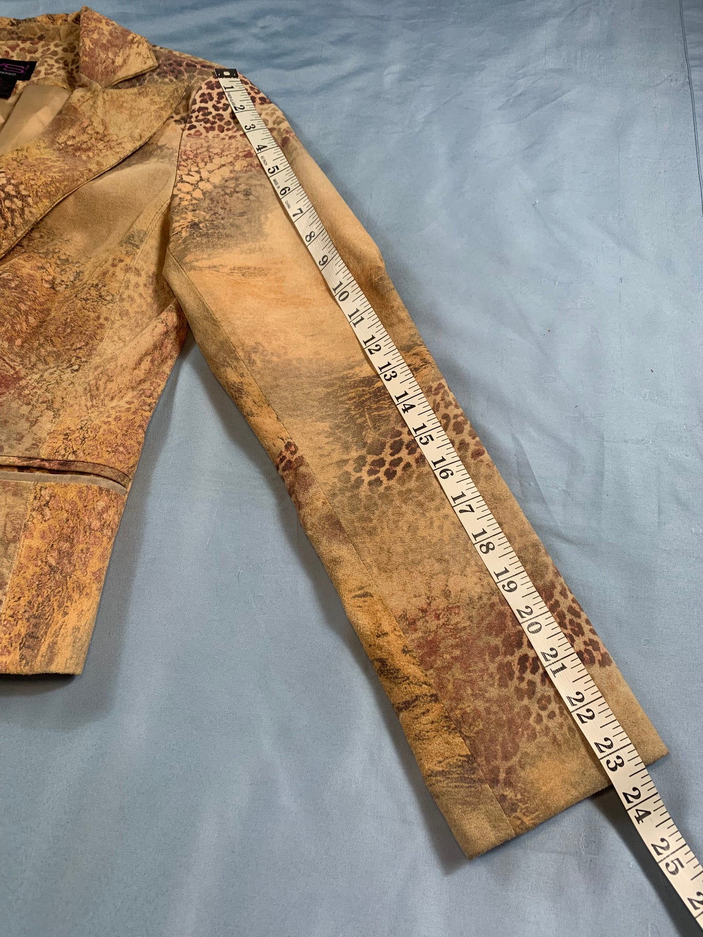 Y2K VTG animal print blazer - size M