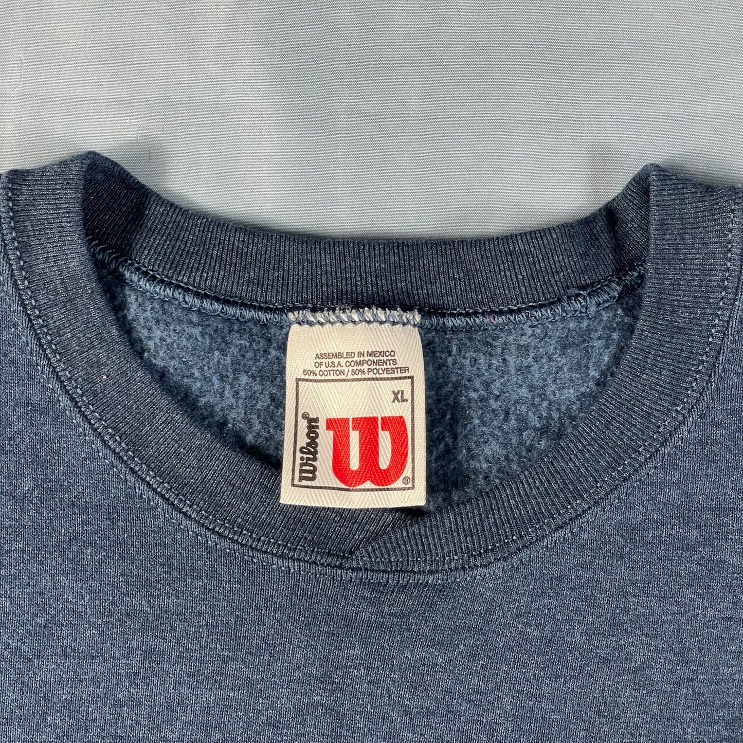90s vintage Wilson crewneck sweatshirt - size XL
