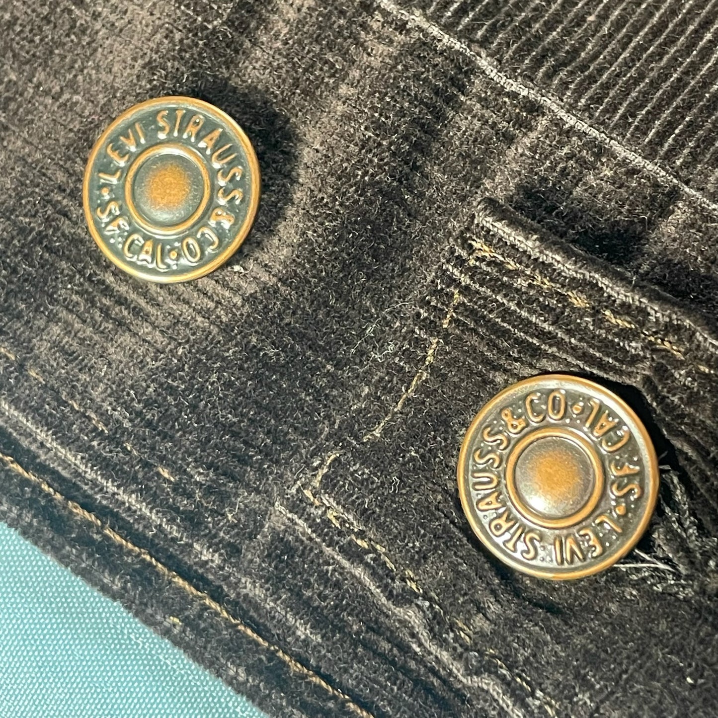 70s vintage Levi’s corduroy trucker jacket - size S/M
