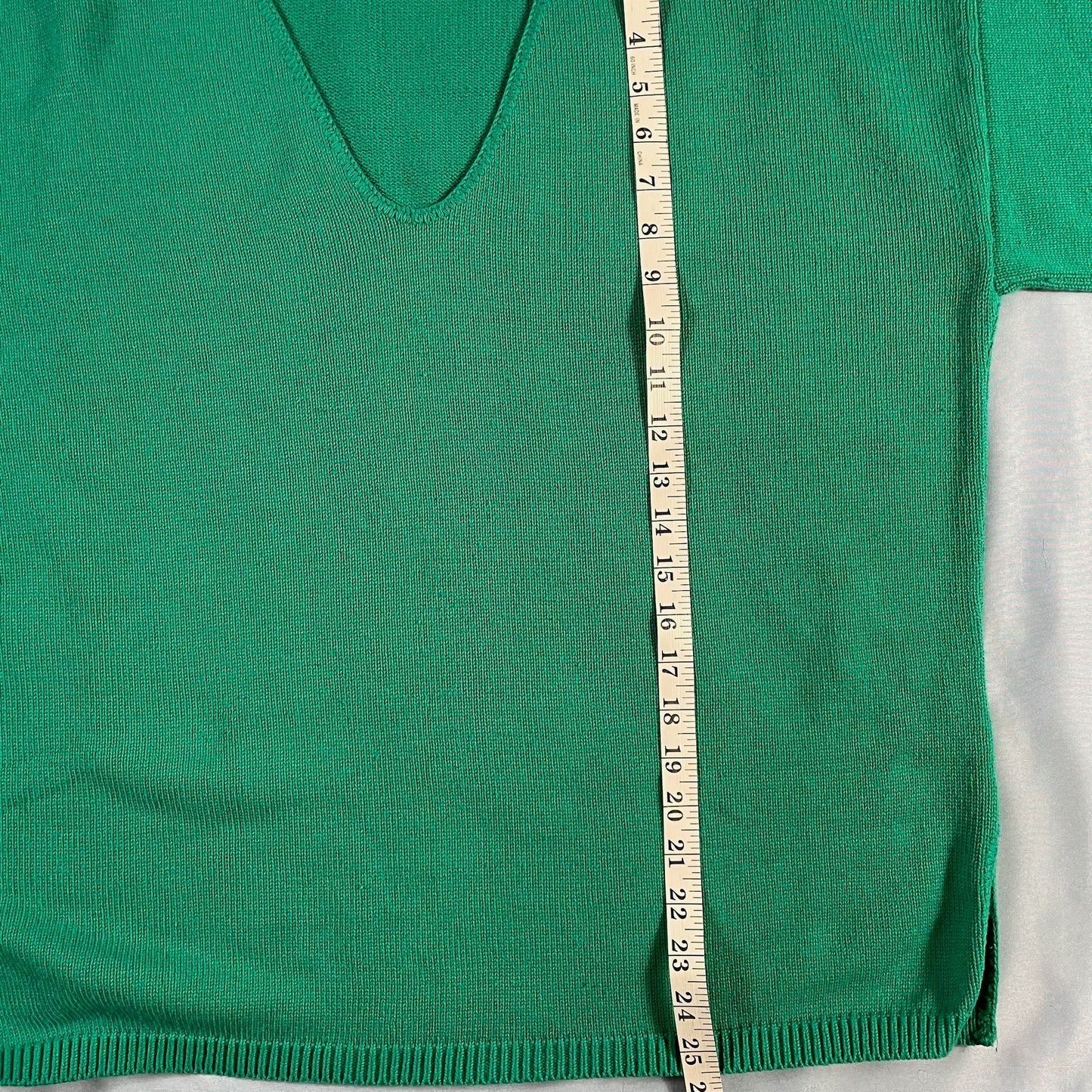 90s vintage short sleeve sweater - size M/L