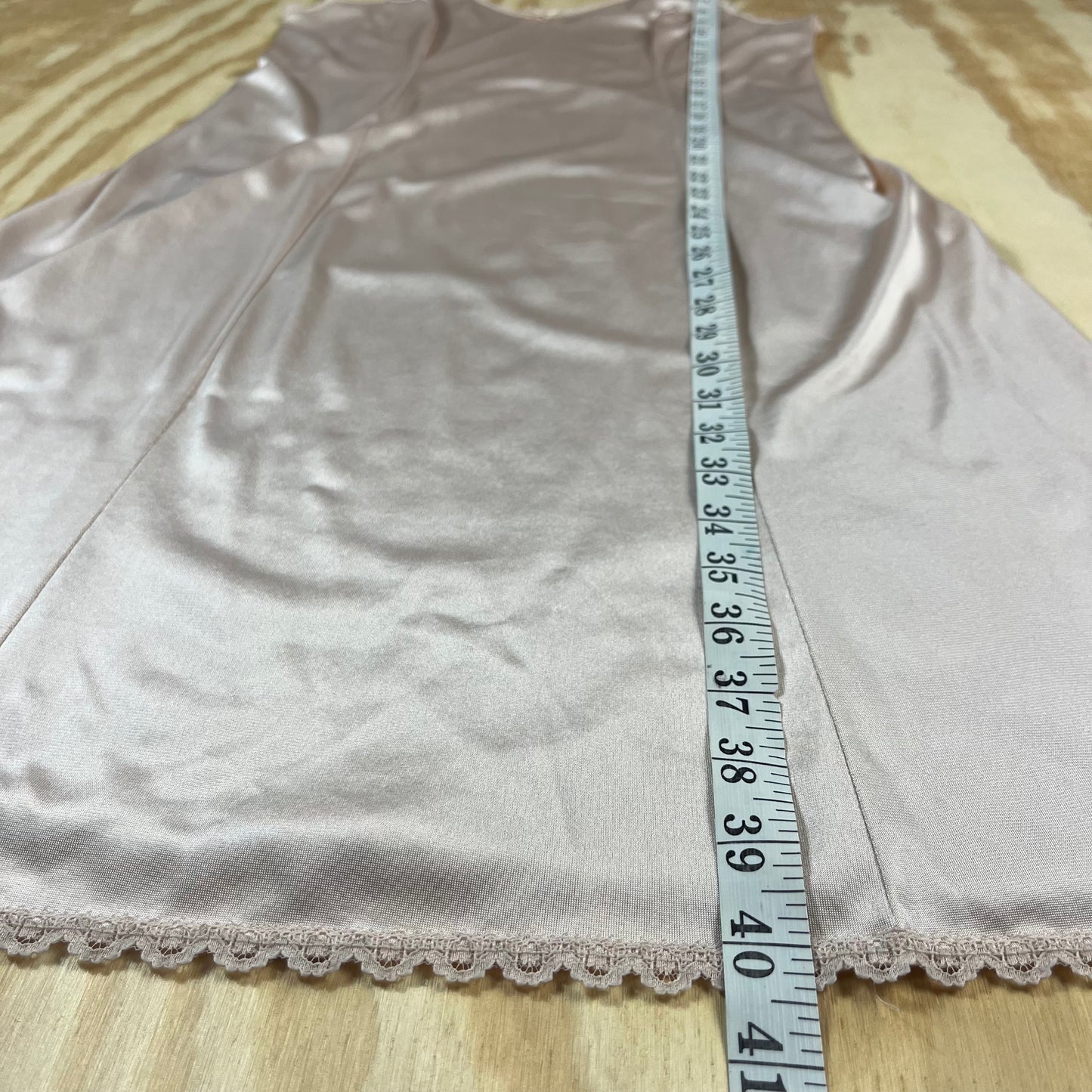 90s VTG Warner’s Perfect Measure full slip - XS/S