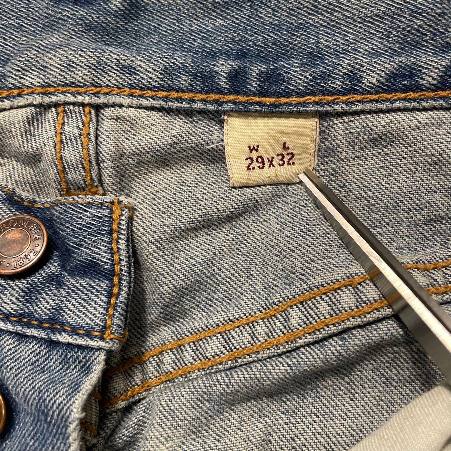 y2k vintage A&F jeans - 29x32