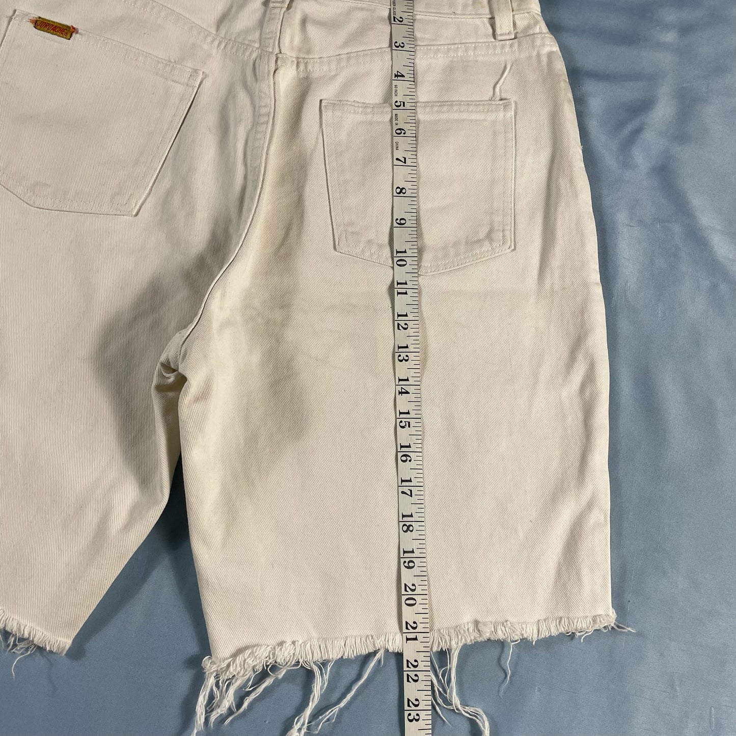 90s VTG Jordache cutoff jorts - size M/L