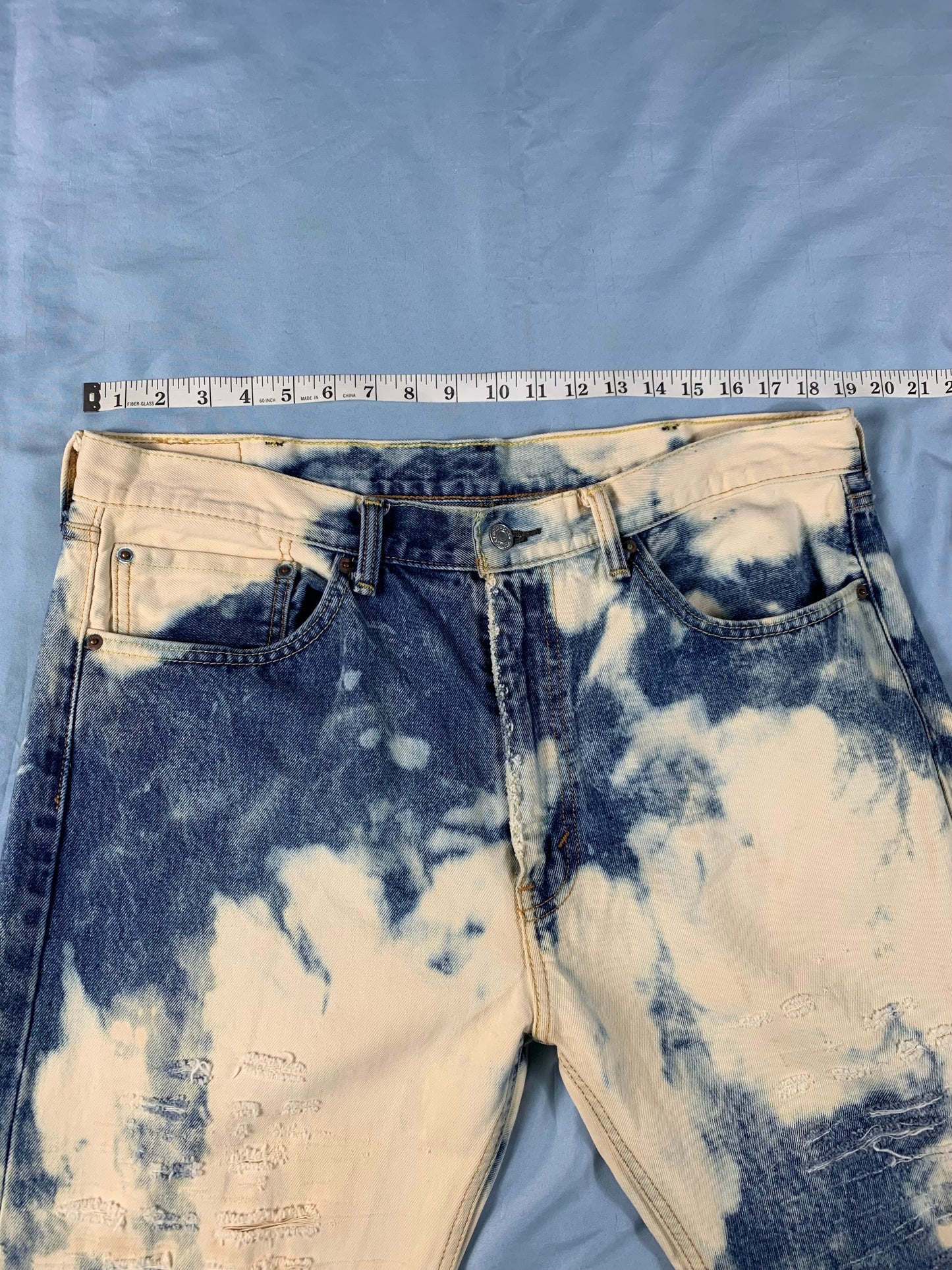 reworked Levi's distressed bermuda jorts - size L/XL