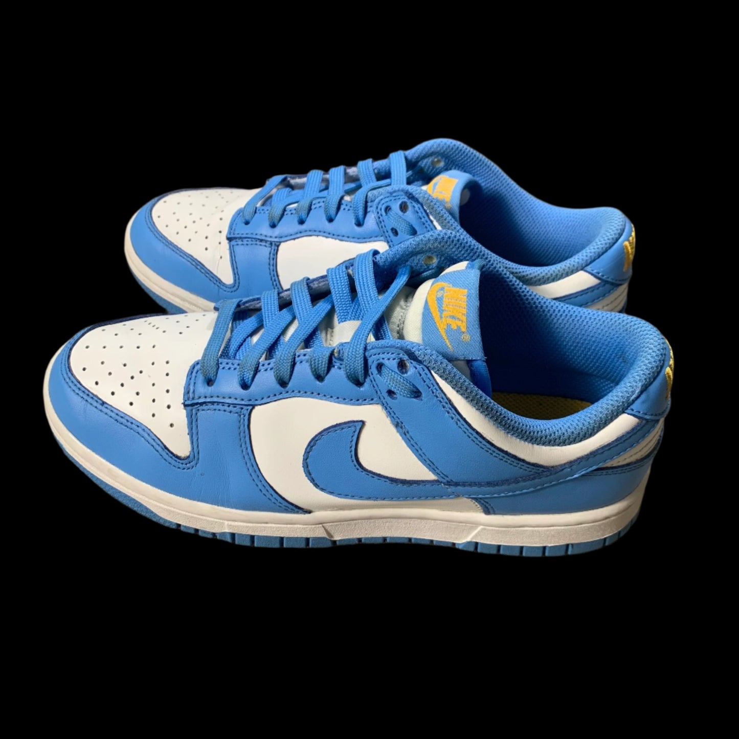 preloved Nike Dunk low top sneakers - size 6.5W