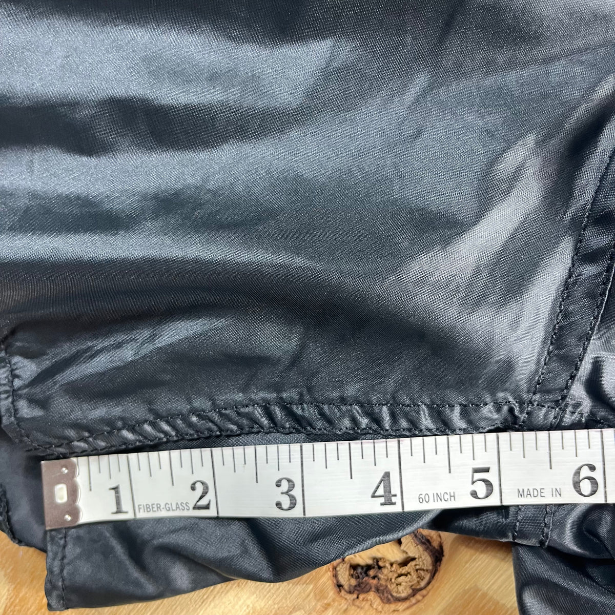 90s VTG Soffe Georgia Bulldogs black shiny nylon running shorts - L