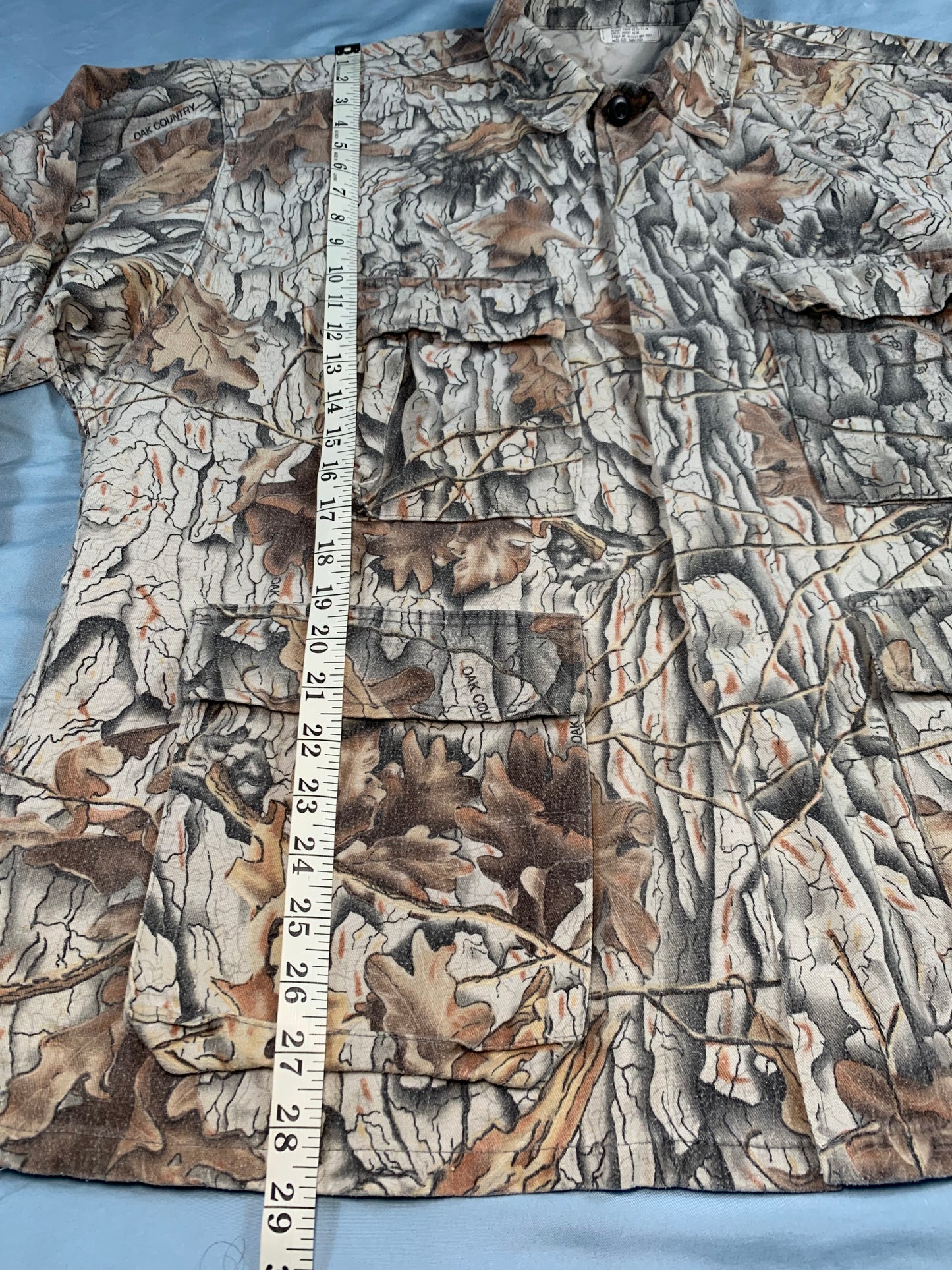VTG camo trucker jacket - size L/XL