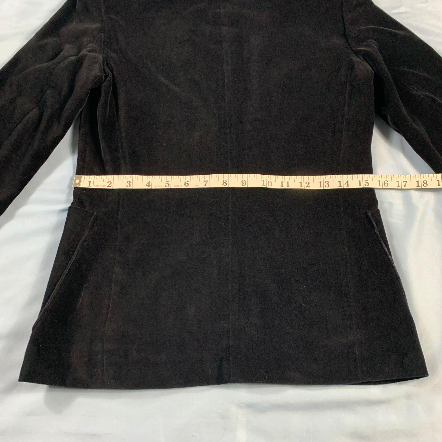 VTG black velvet blazer - size S/M
