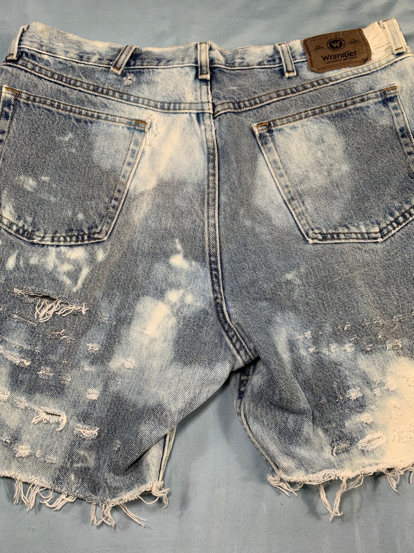 reworked Wrangler cutoff jorts - M/L