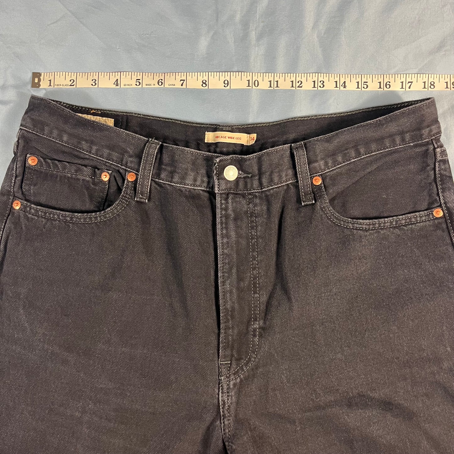 preloved Levi's Premium "Ribcage" wide leg jeans - 34x34