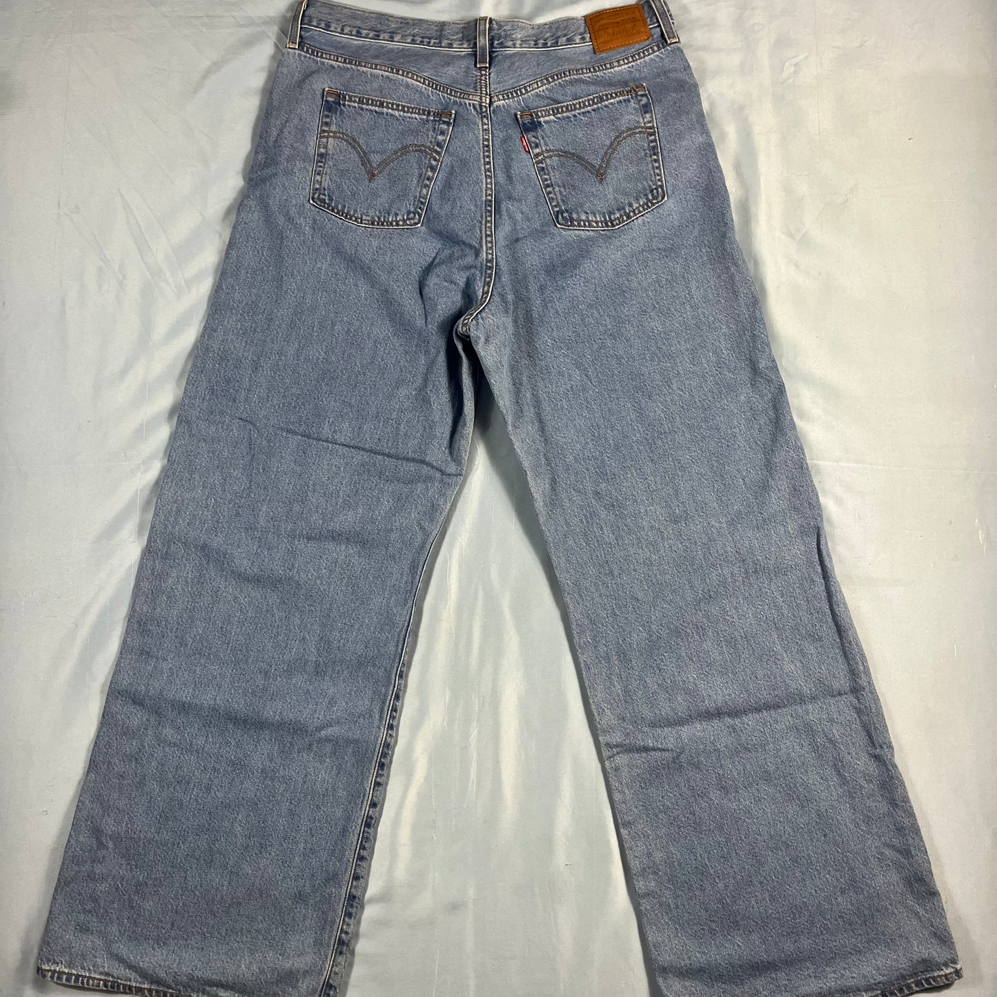 preloved Levi's Premium "Ribcage" wide leg jeans - 34x34 (3)