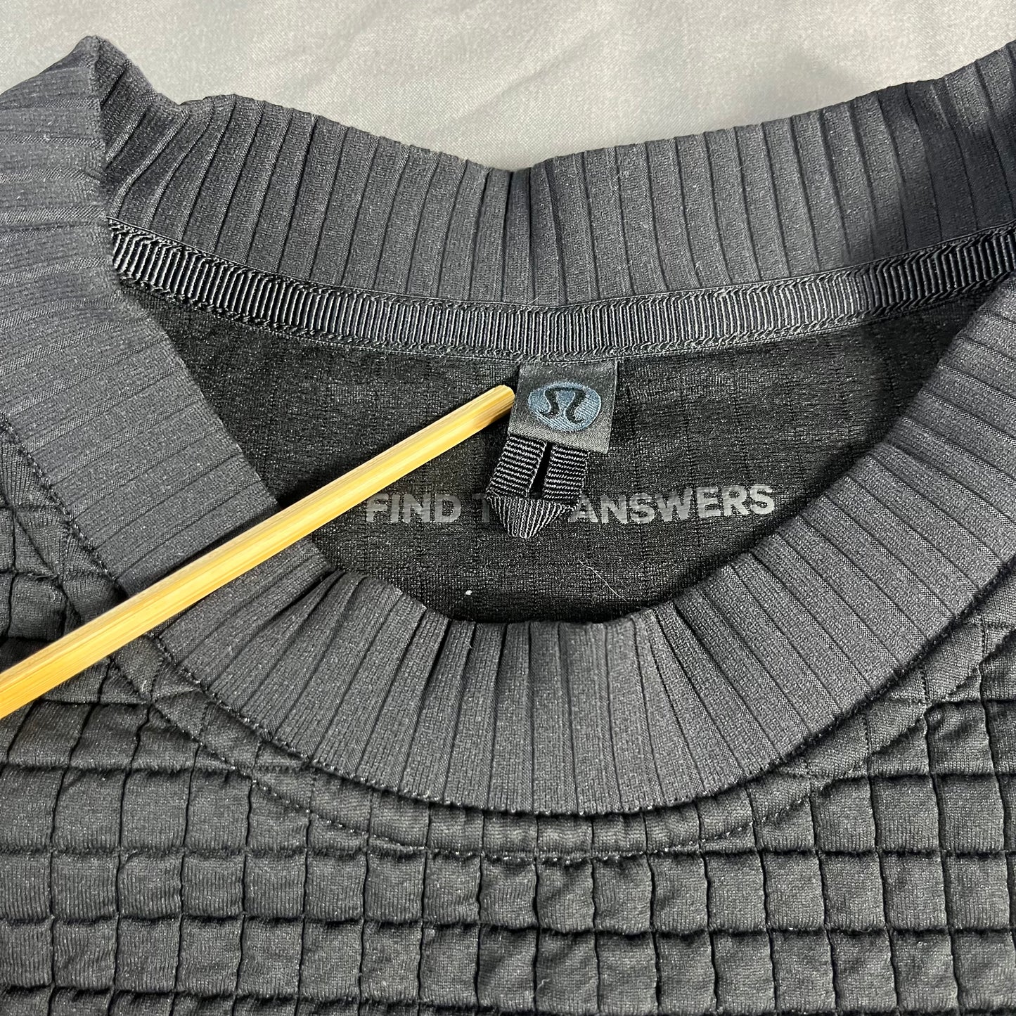 preloved Lululemon Lab quilted cropped long sleeve + jogger set -  M/L