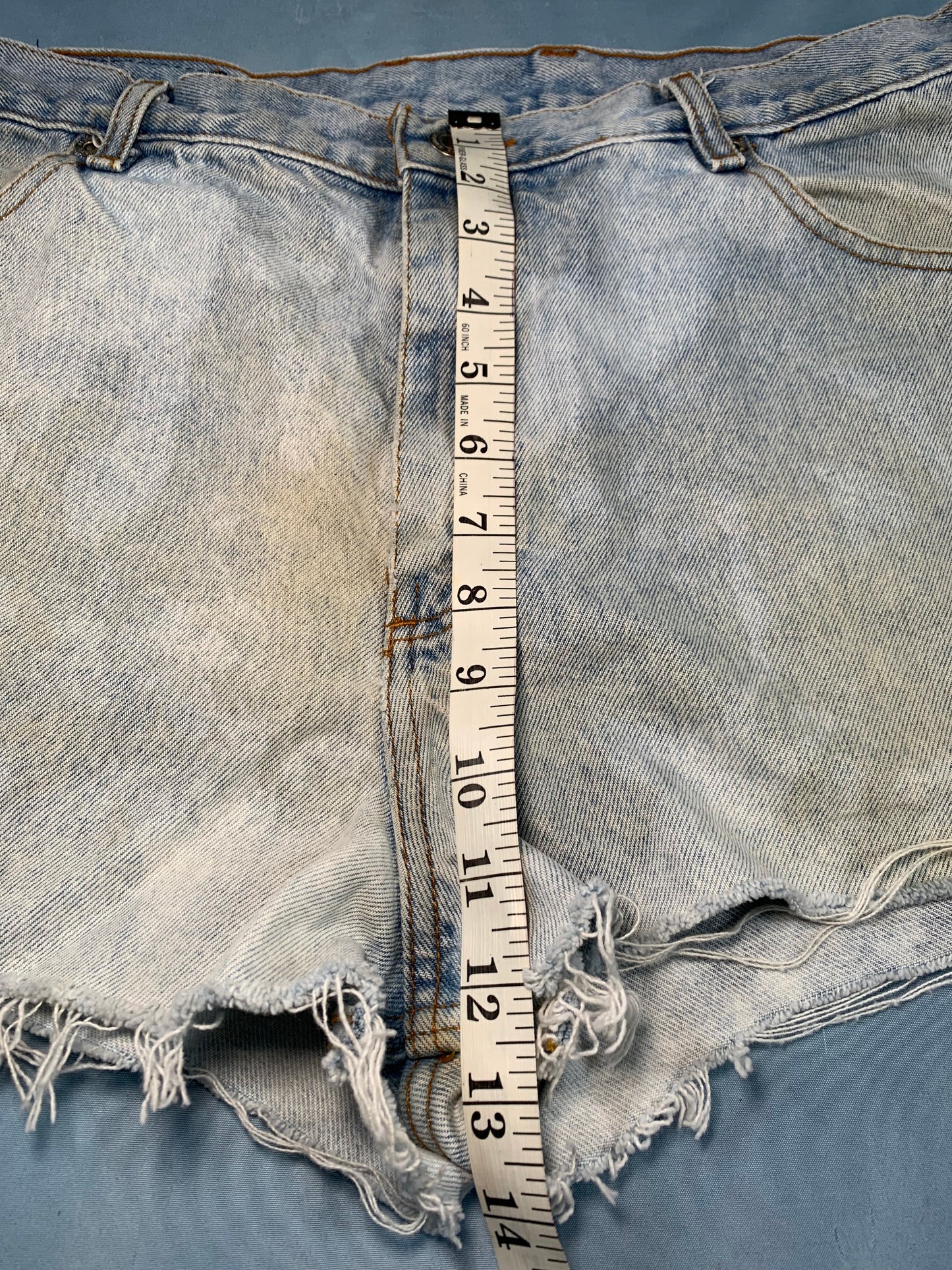 reworked cutoff denim short - M/L