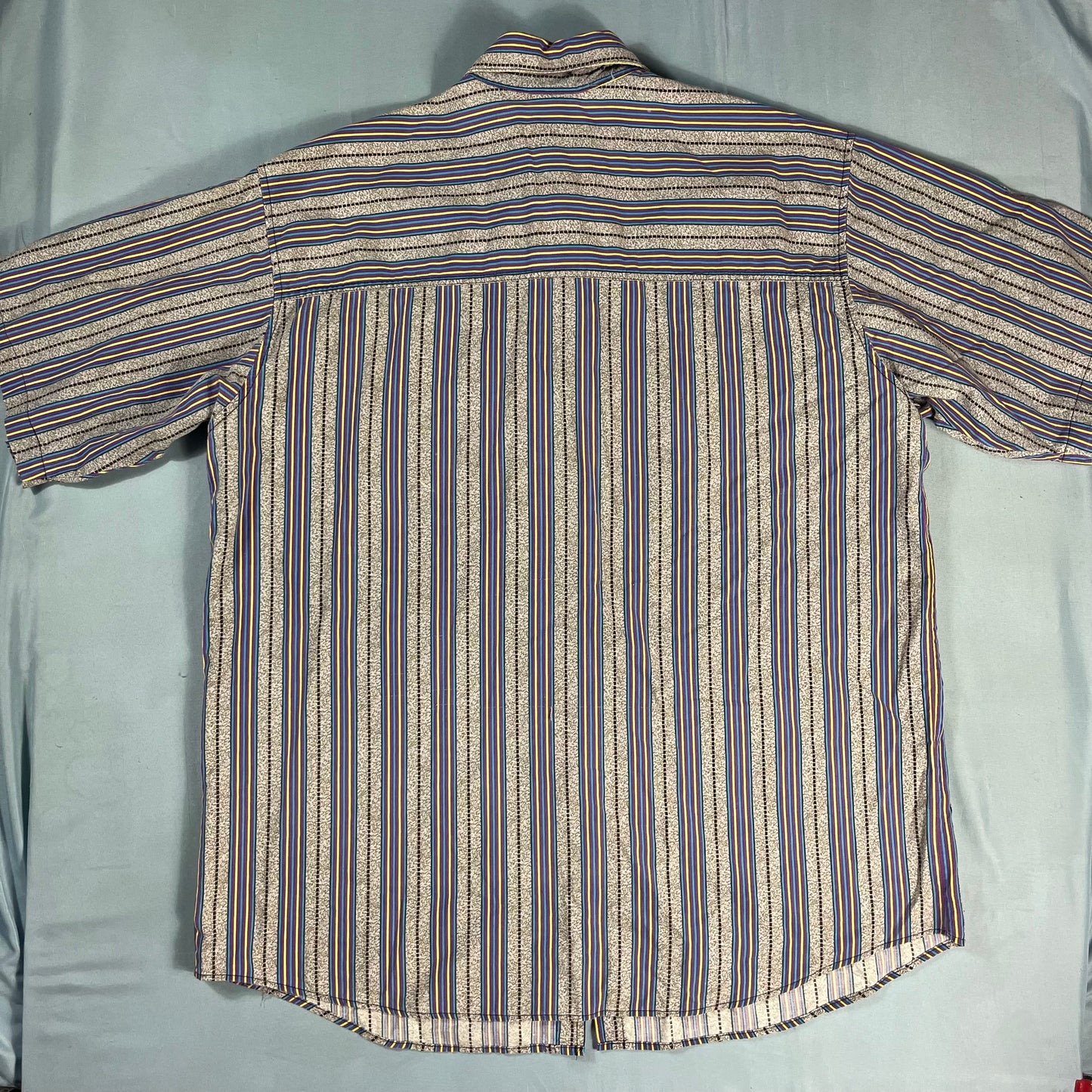 90s VTG Key Elements striped print shirt - L/XL