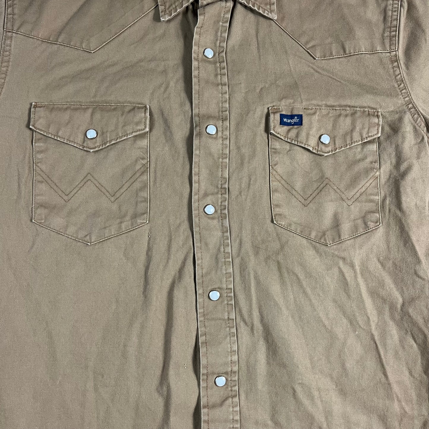 preloved Wrangler pearl snap top - S/M