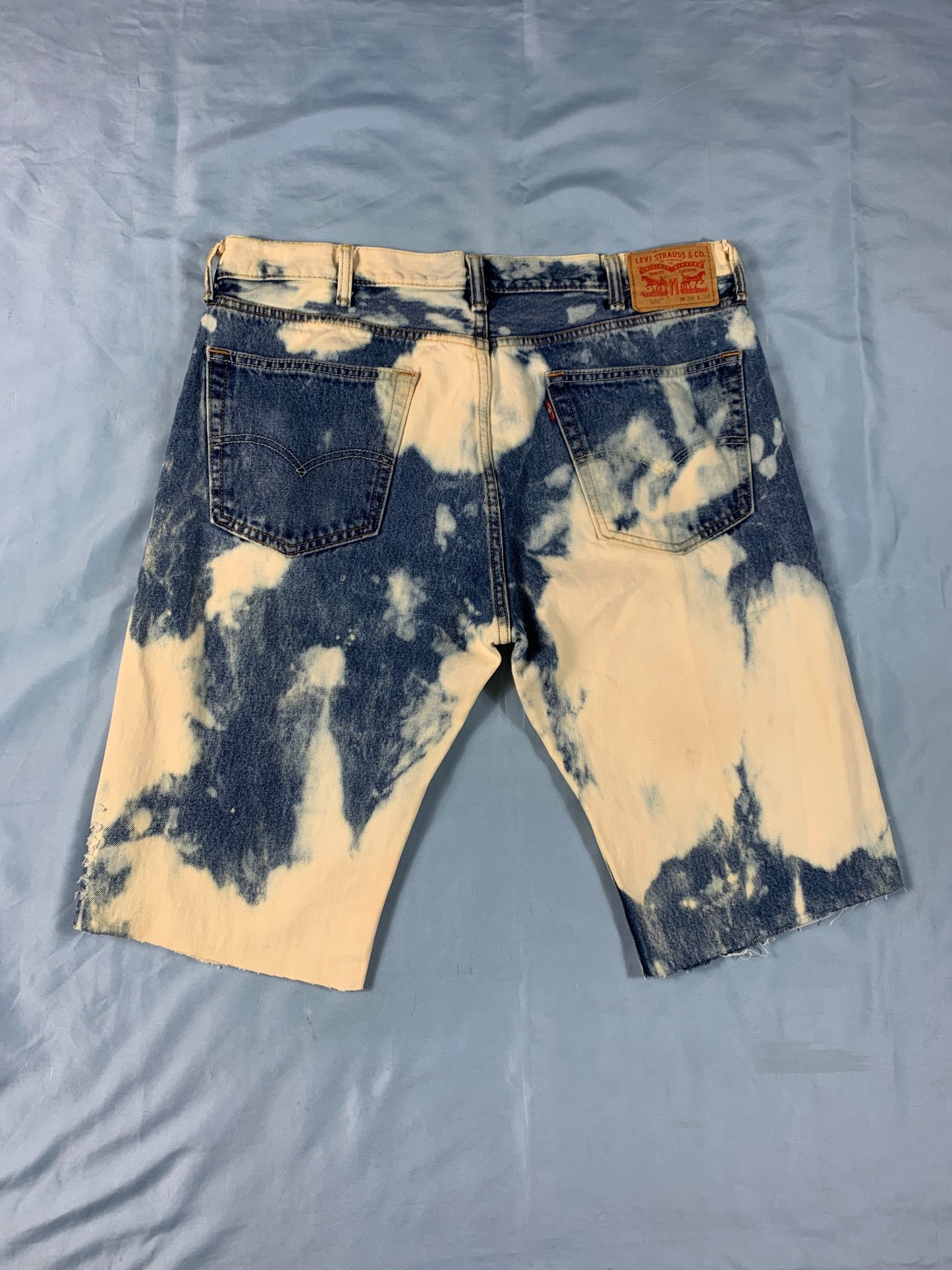 reworked Levi's custom bleach dye bermuda jorts - L/XL