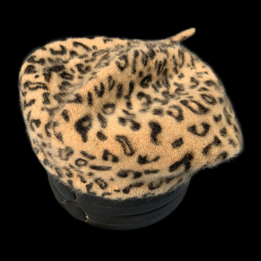 preloved leopard beret - size OS