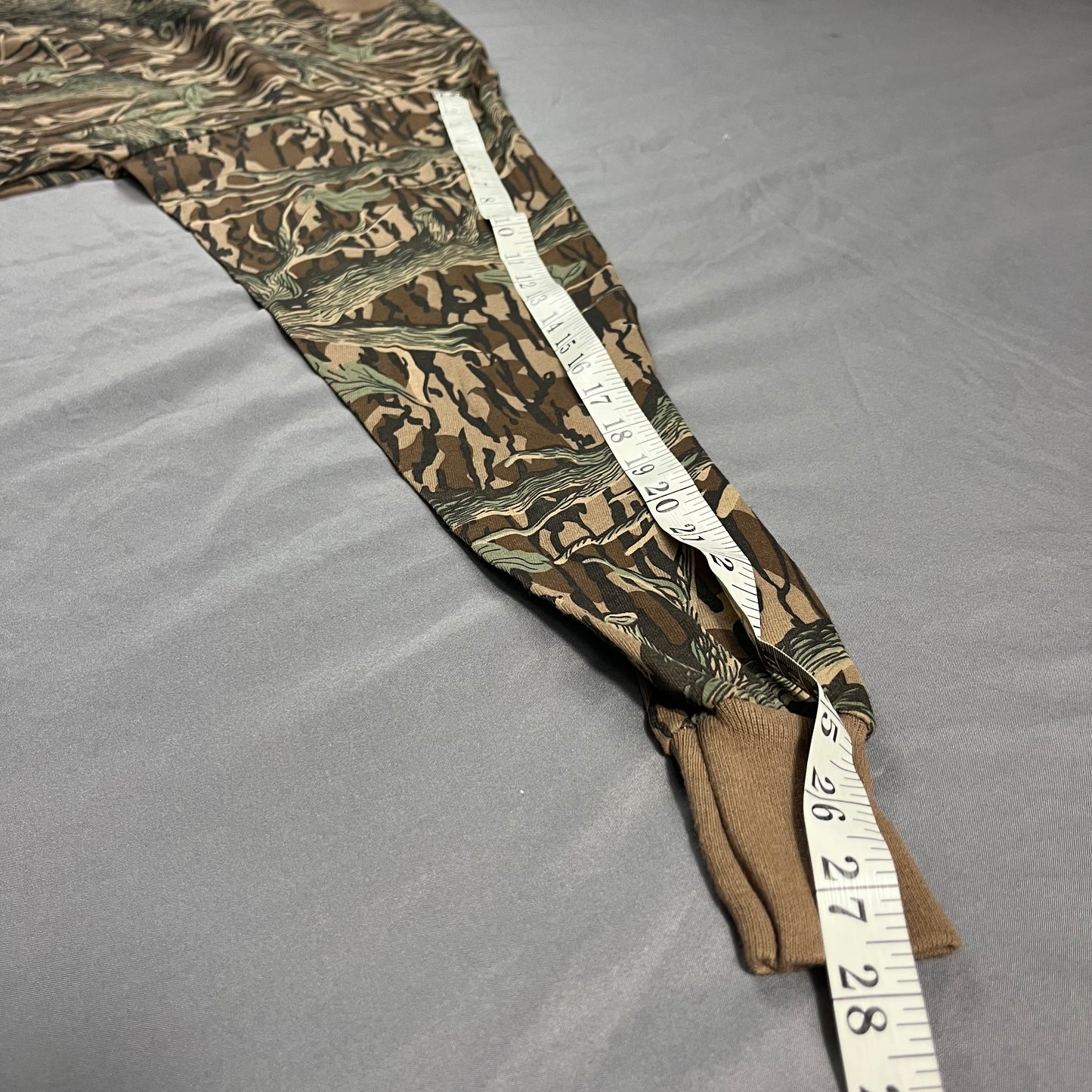 NWOT 70s VTG Mossy Oak camo top - L/XL