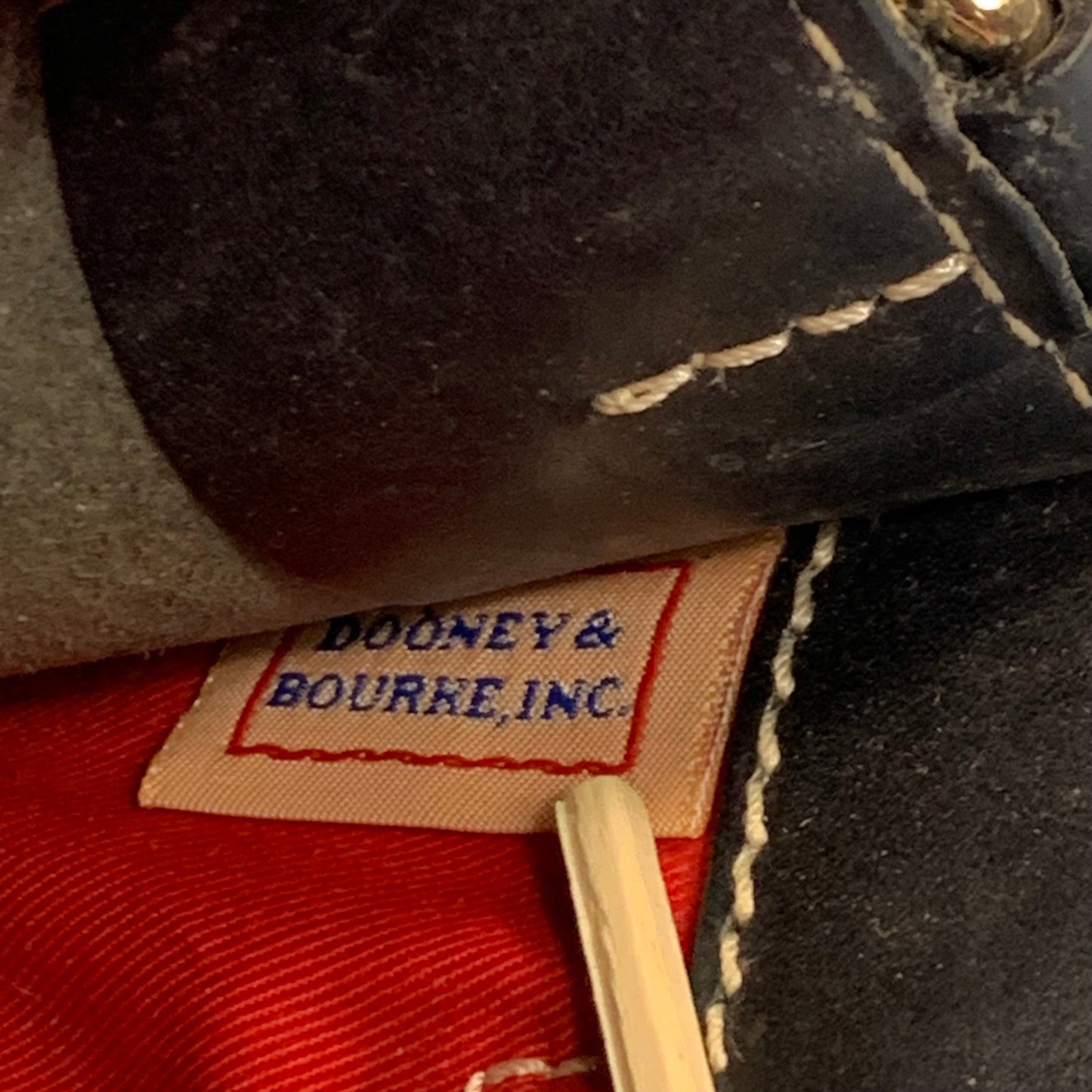 Y2K VTG Dooney & Bourke purse - size S/M