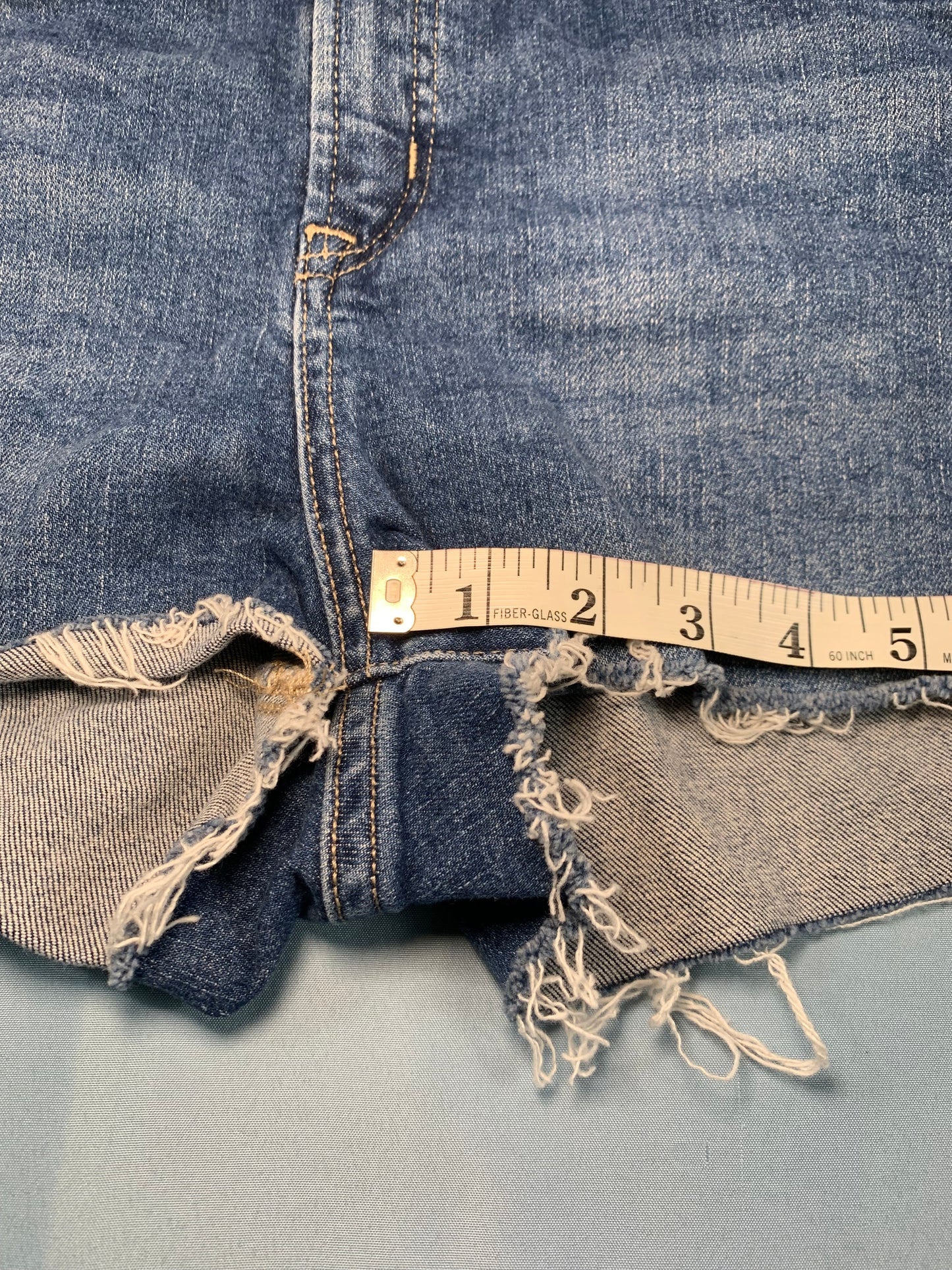 reworked GAP cutoff shorts - M/L