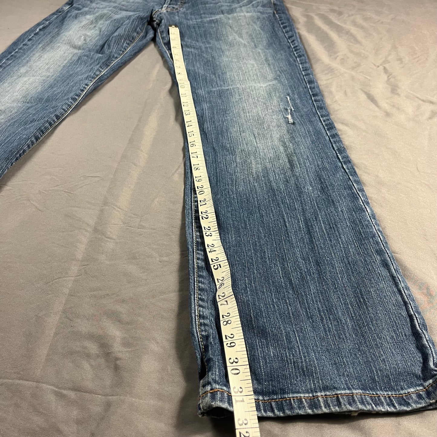 preloved Lucky Brand mid rise jeans - 33x32
