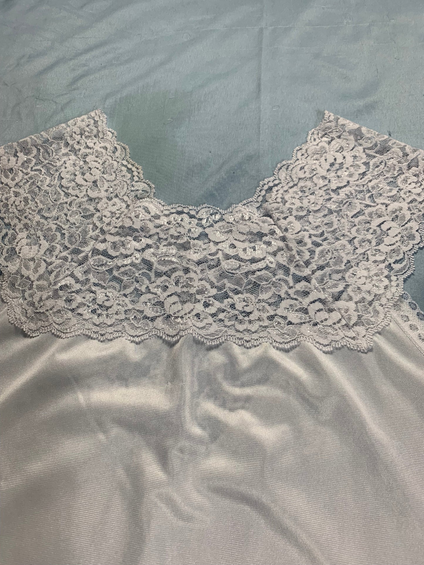 VTG lace trim cami top - size S/M