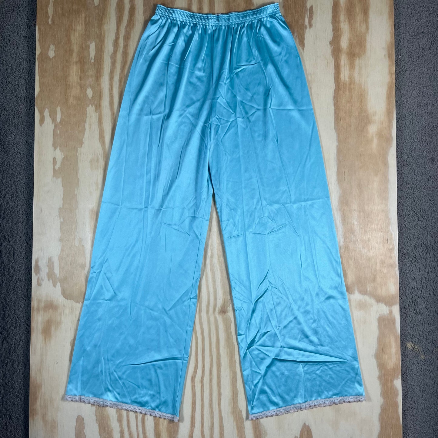 80s VTG Vanity Fair lace babydoll lounge set - S/M