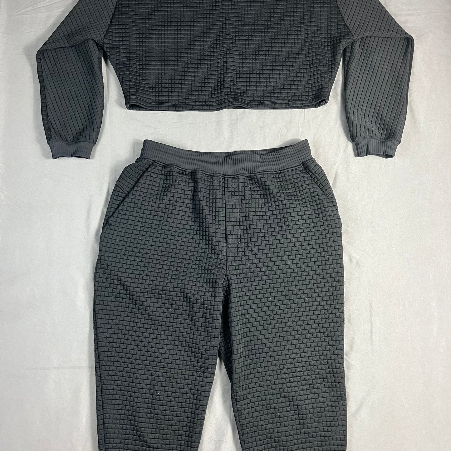 preloved Lululemon Lab quilted cropped long sleeve + jogger set -  M/L