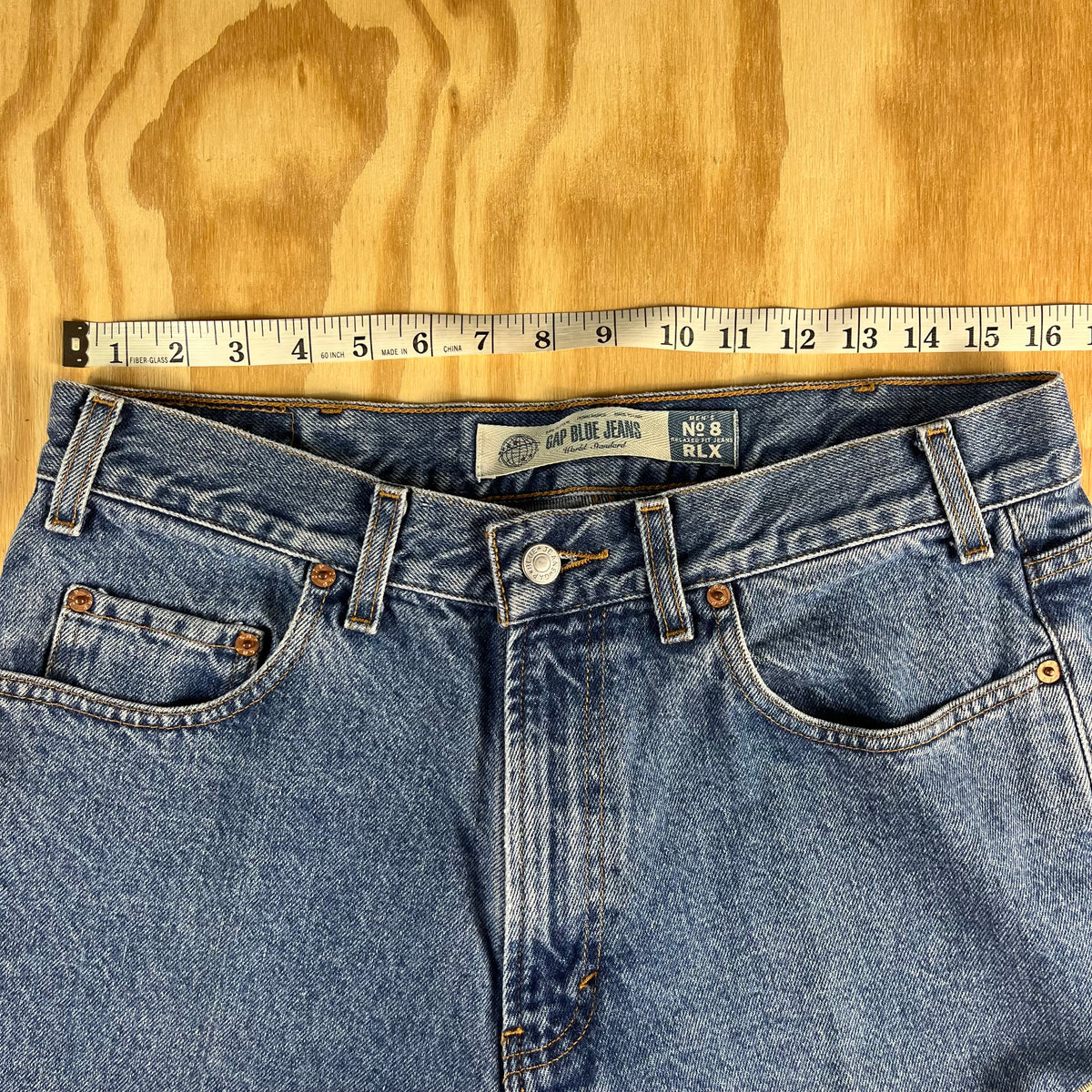 90s VTG GAP Blue Jeans No 8 RLX relaxed straight denim - 32x35