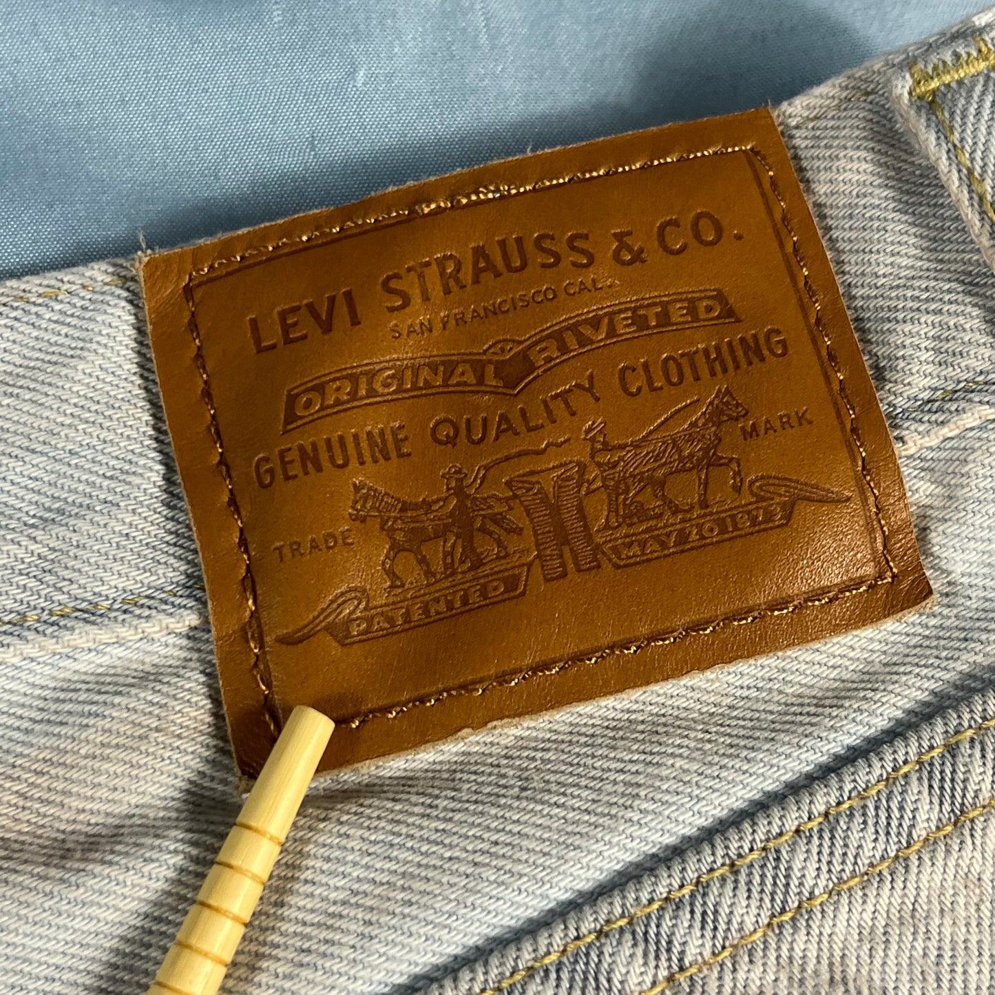 preloved Levi's Premium "Ribcage" wide leg jeans - 34x34