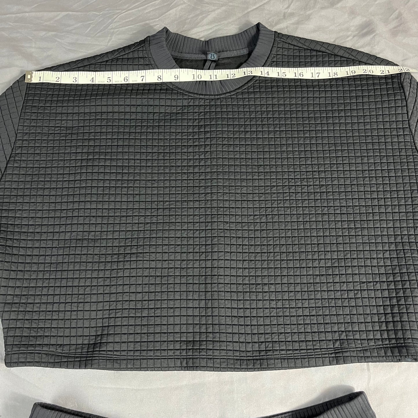 preloved Lululemon Lab quilted cropped long sleeve + jogger set -  M/L