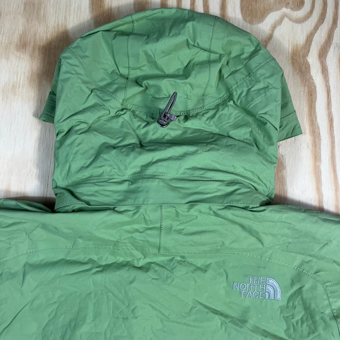 preloved The North Face HyVent leaf green rain jacket - XS/S