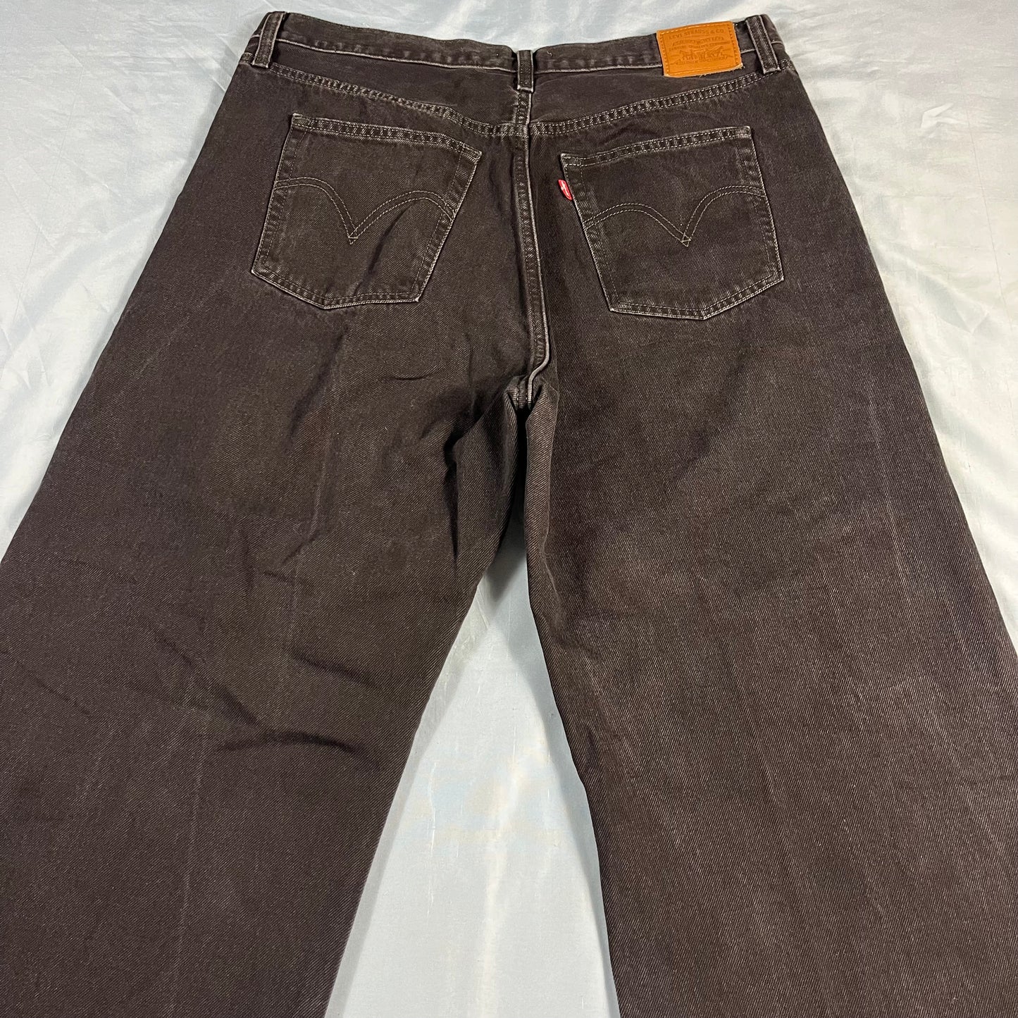 preloved Levi's Premium "Ribcage" wide leg jeans - 34x34