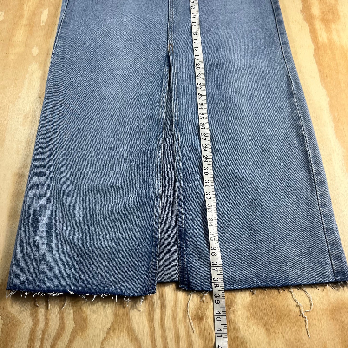 NWT kensie Retro Luxe raw hem split front denim maxi skirt - W10/M30