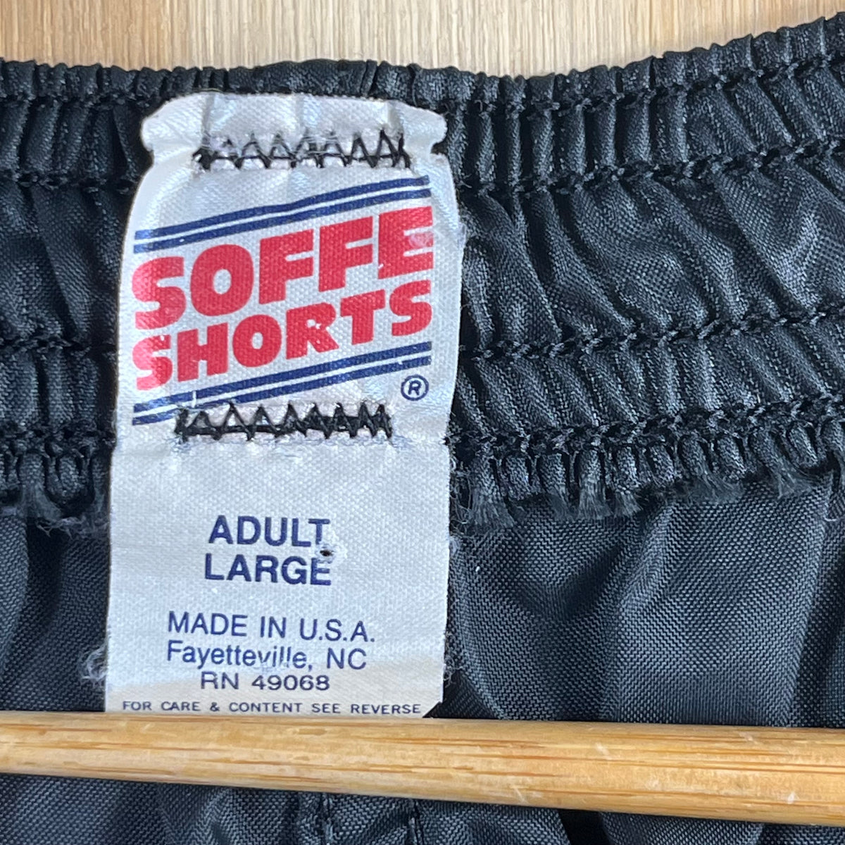 90s VTG Soffe Georgia Bulldogs black shiny nylon running shorts - L