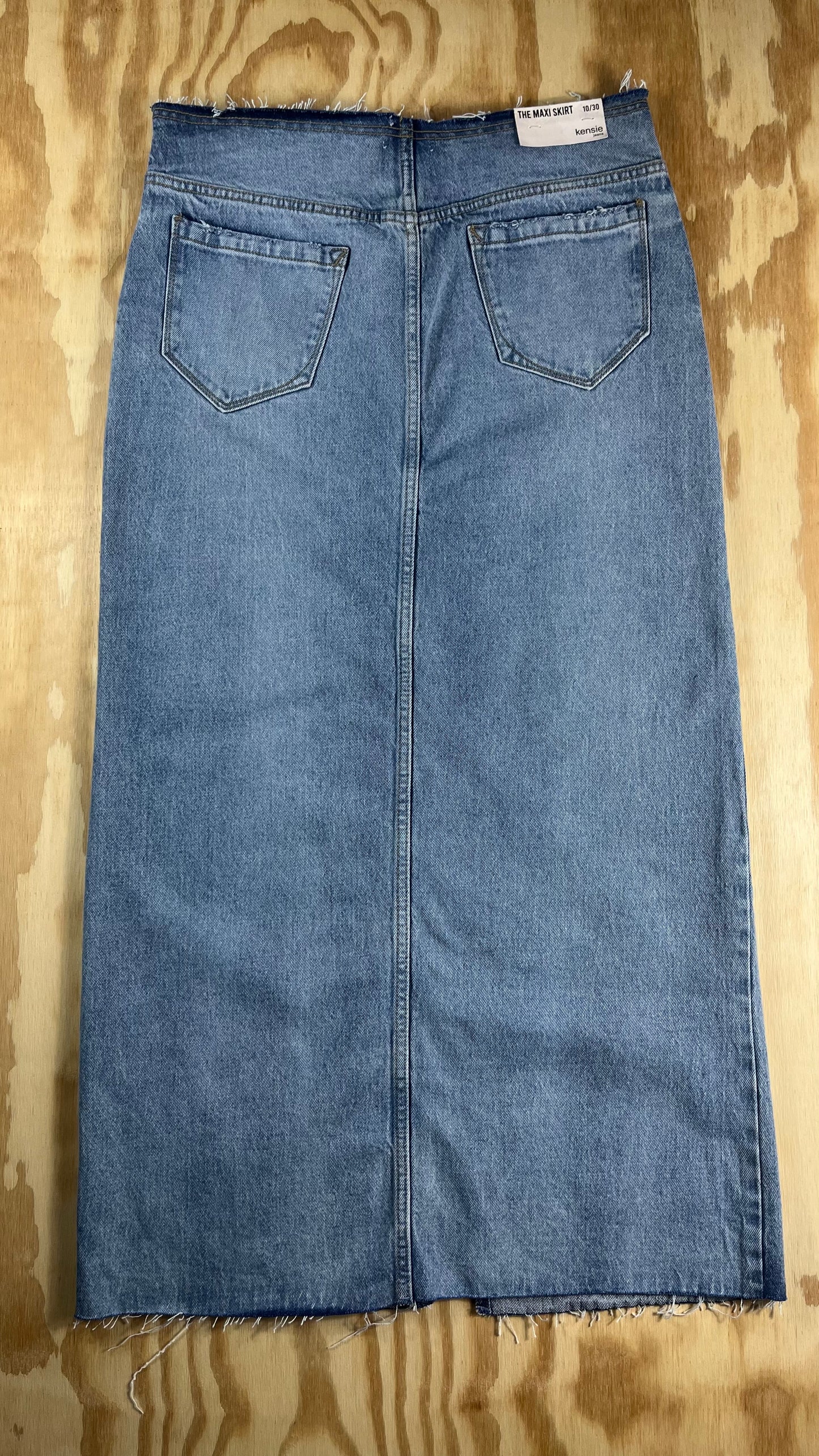 NWT kensie Retro Luxe raw hem split front denim maxi skirt - W10/M30