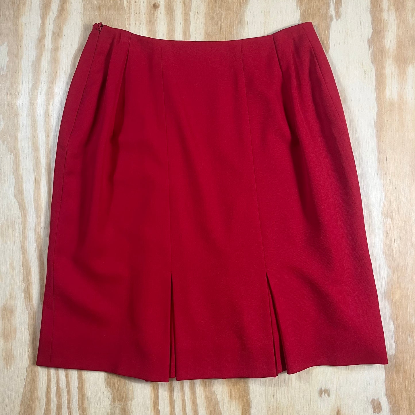 90s VTG Carlisle red wool kick pleat skirt - M/L