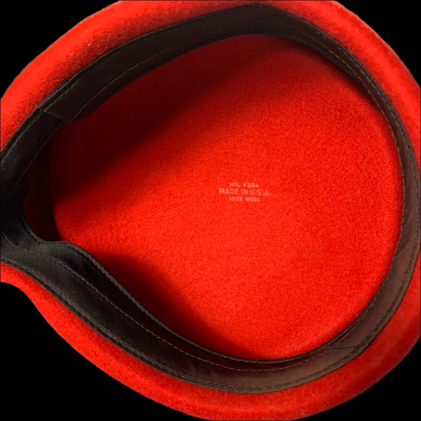 80s vintage red brimless hat - size OS