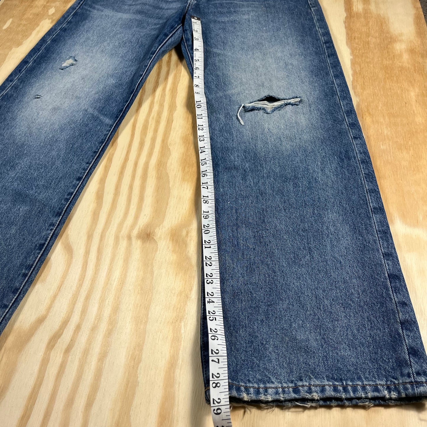 preloved GAP "90s Loose" button fly jeans - 30x30