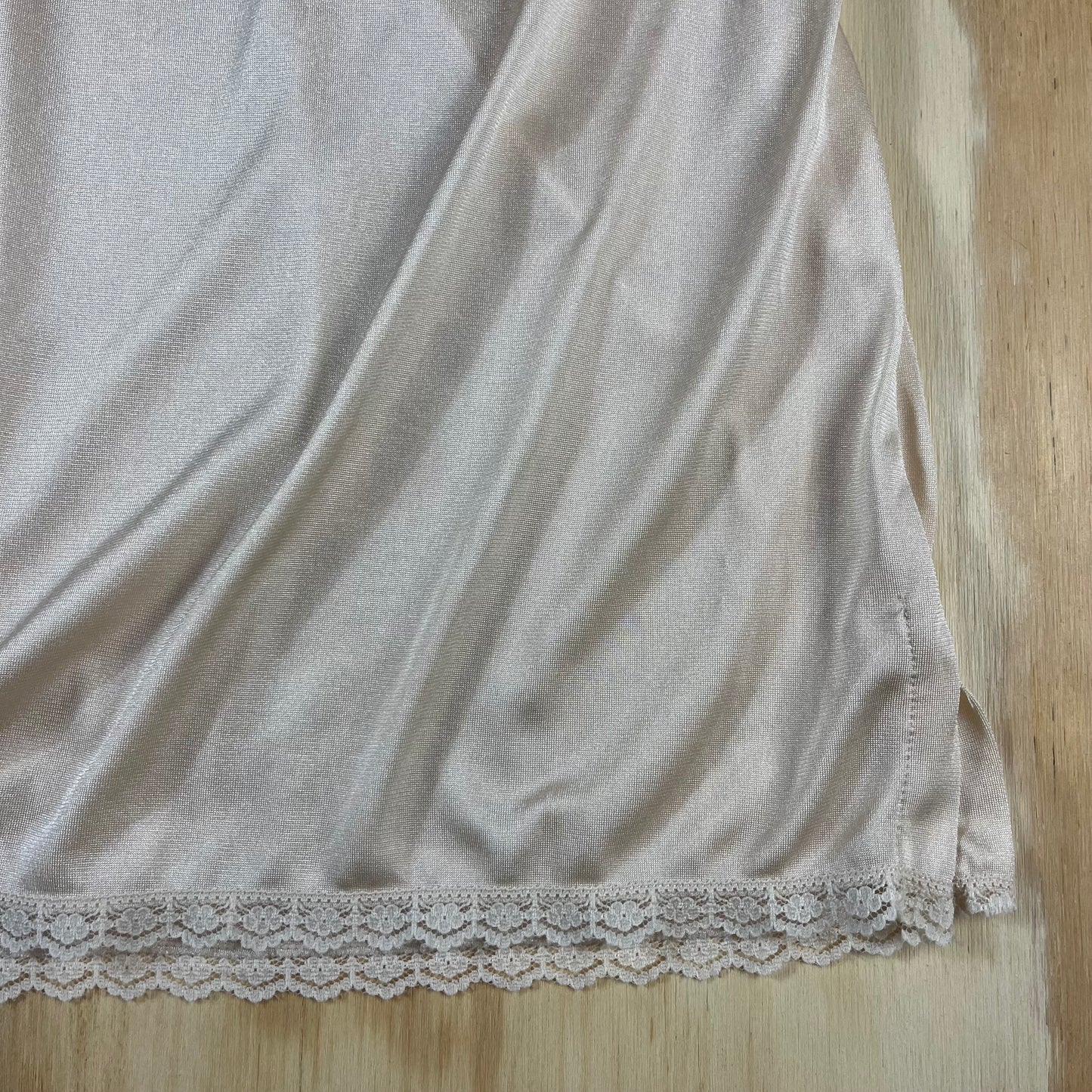 preloved Adonna lace trim half slip skirt - L/XL