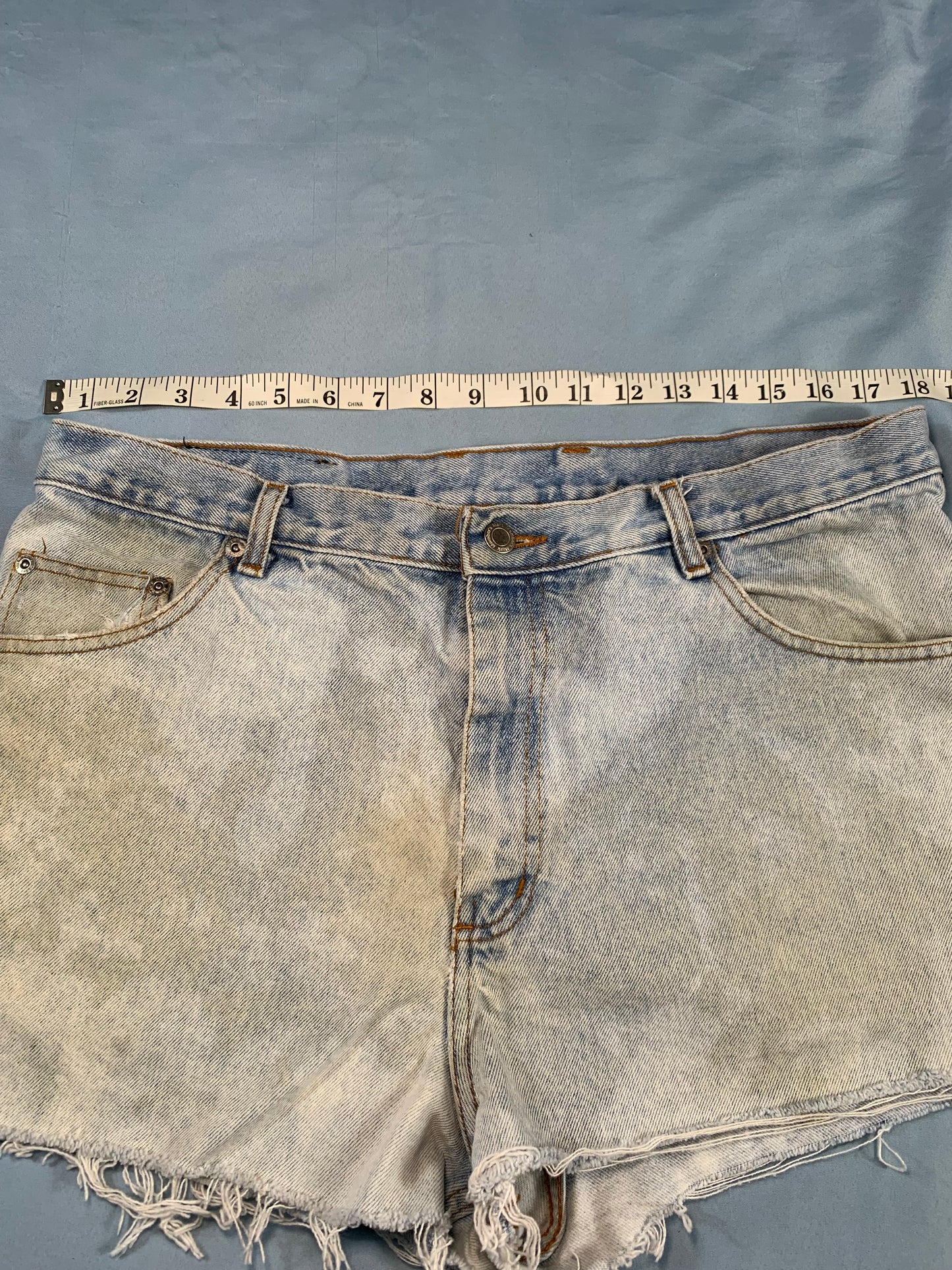 reworked cutoff denim short - M/L