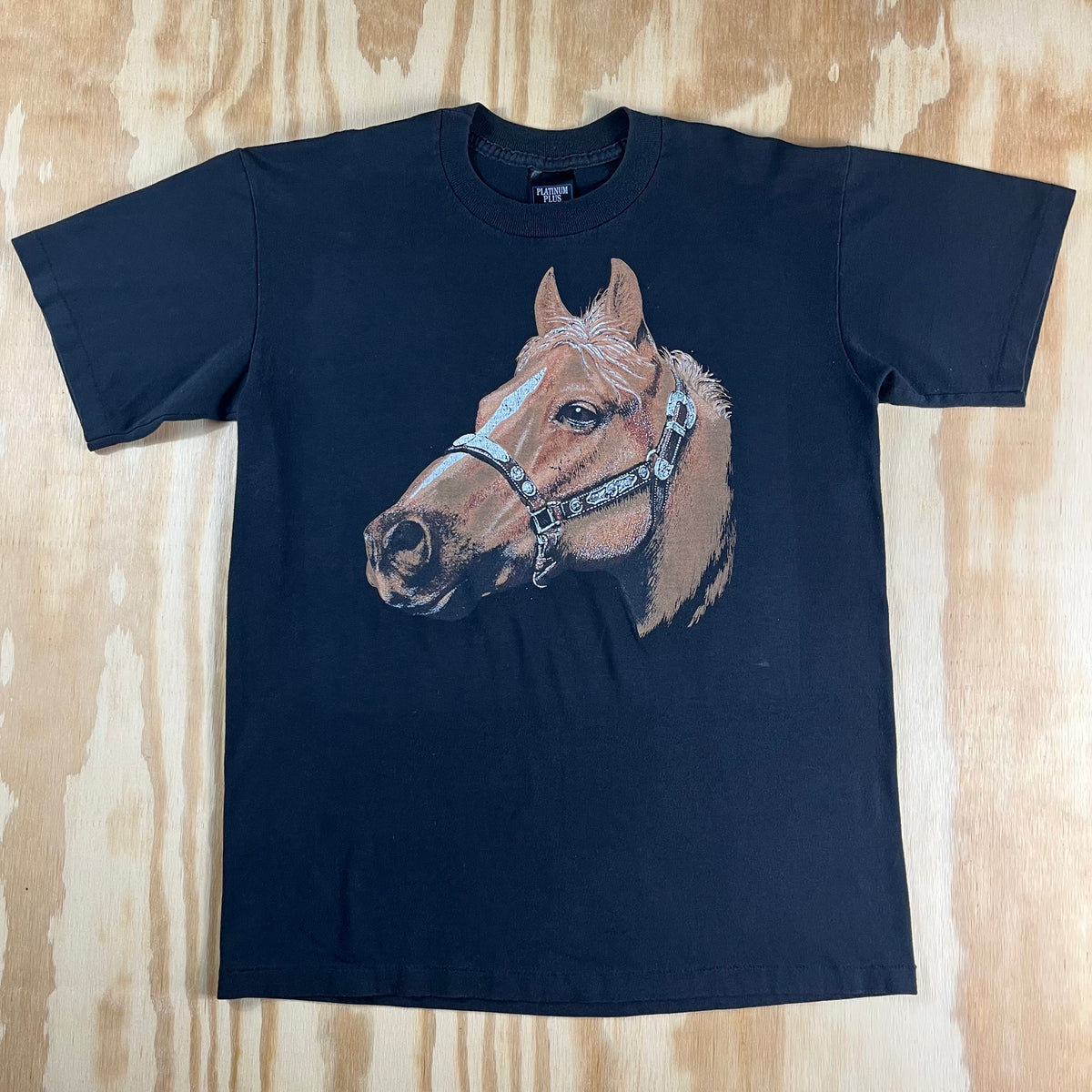 90s VTG Platinum Plus horse graphic tee - S/M