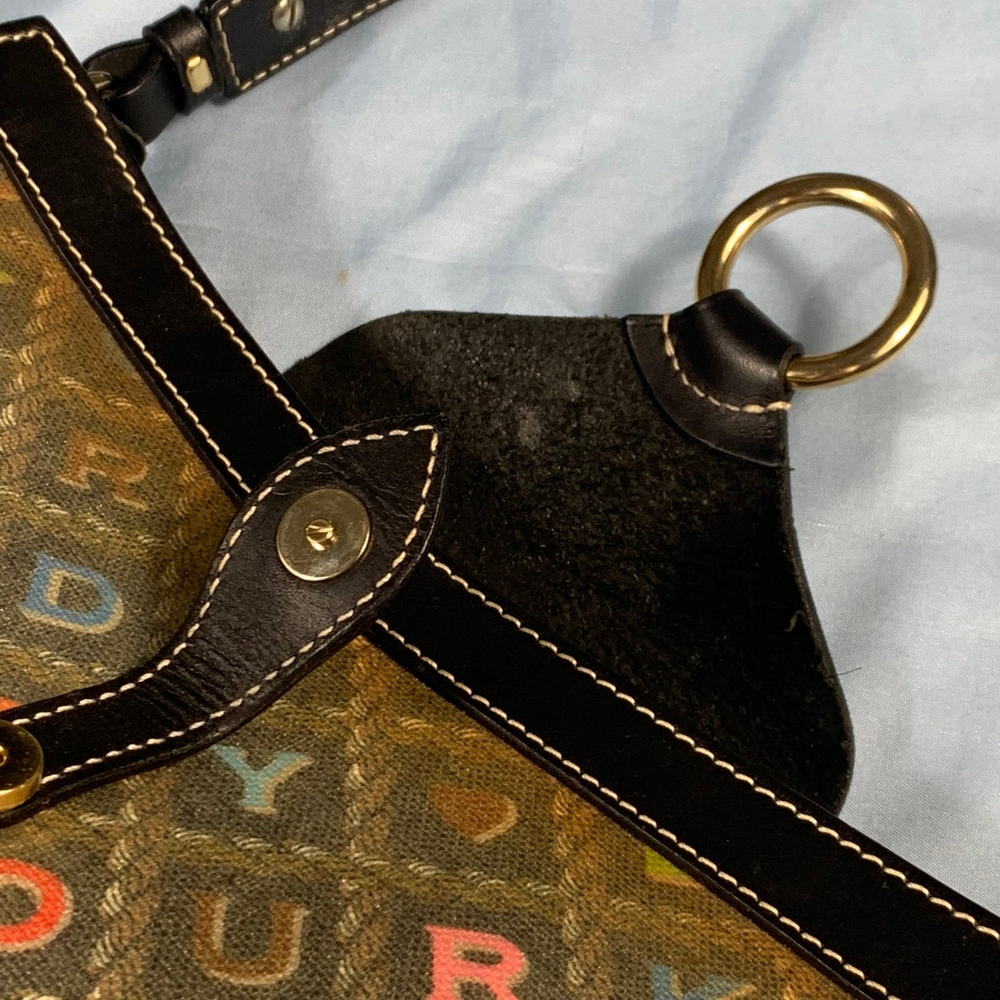 Y2K VTG Dooney & Bourke purse - size S/M