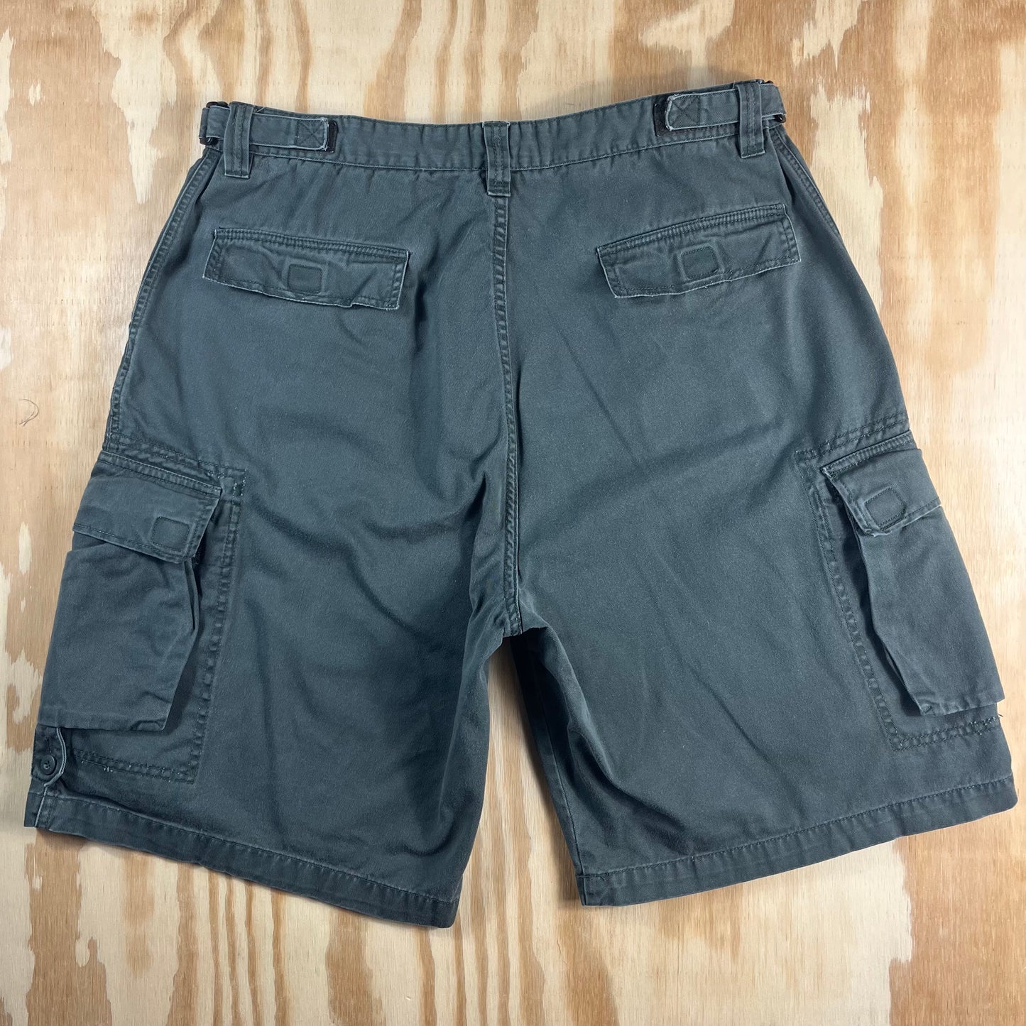 Y2K vintage OTB One Tough Brand heavy cotton cargo shorts - 40 - M40/W2X