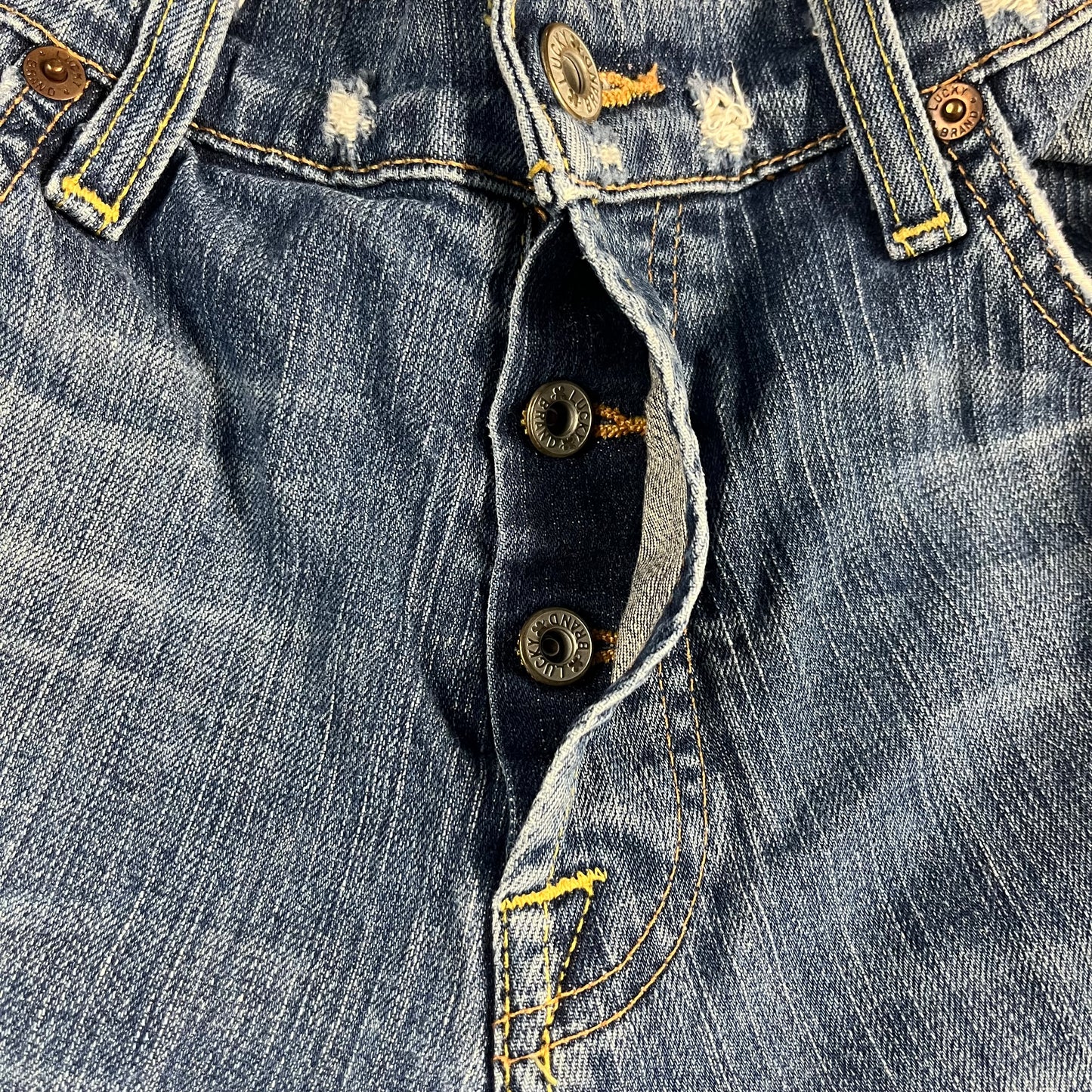 preloved Lucky Brand mid rise jeans - 33x32