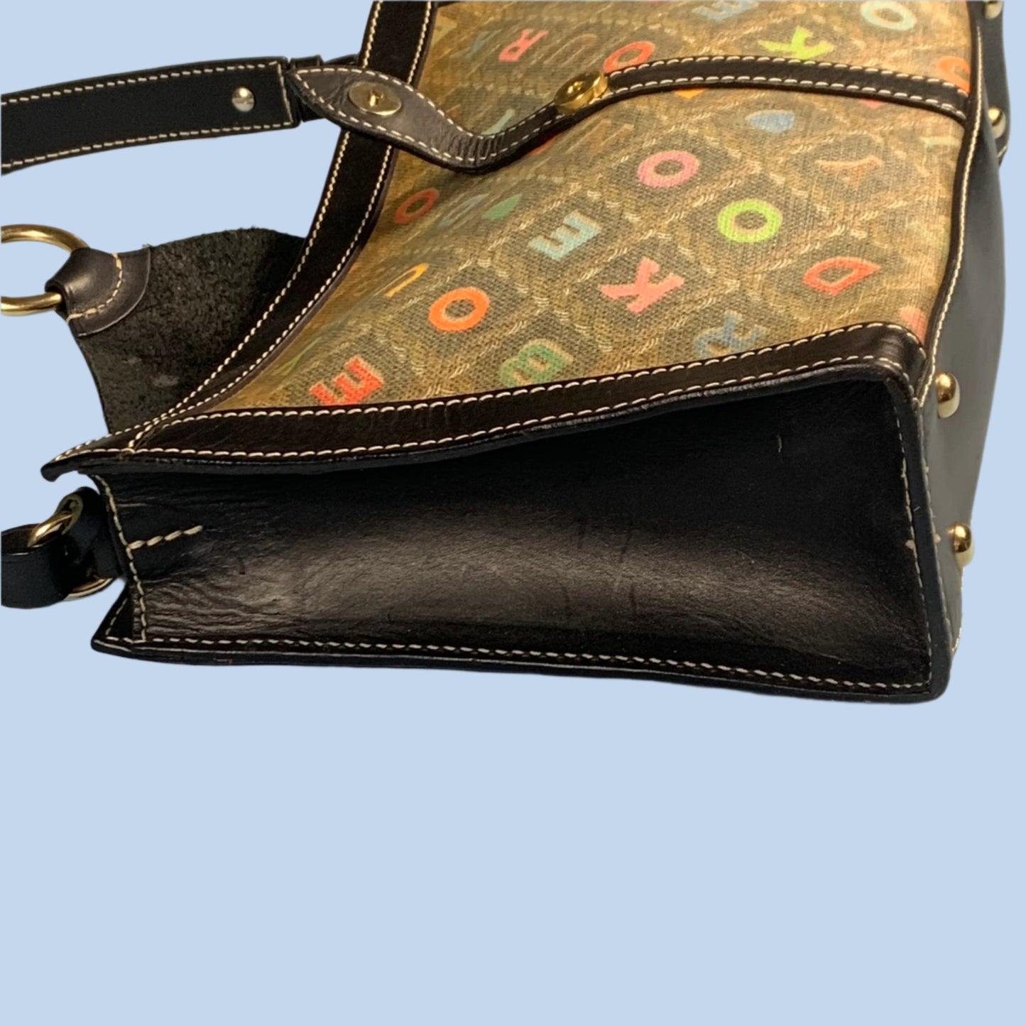 Y2K VTG Dooney & Bourke purse - size S/M