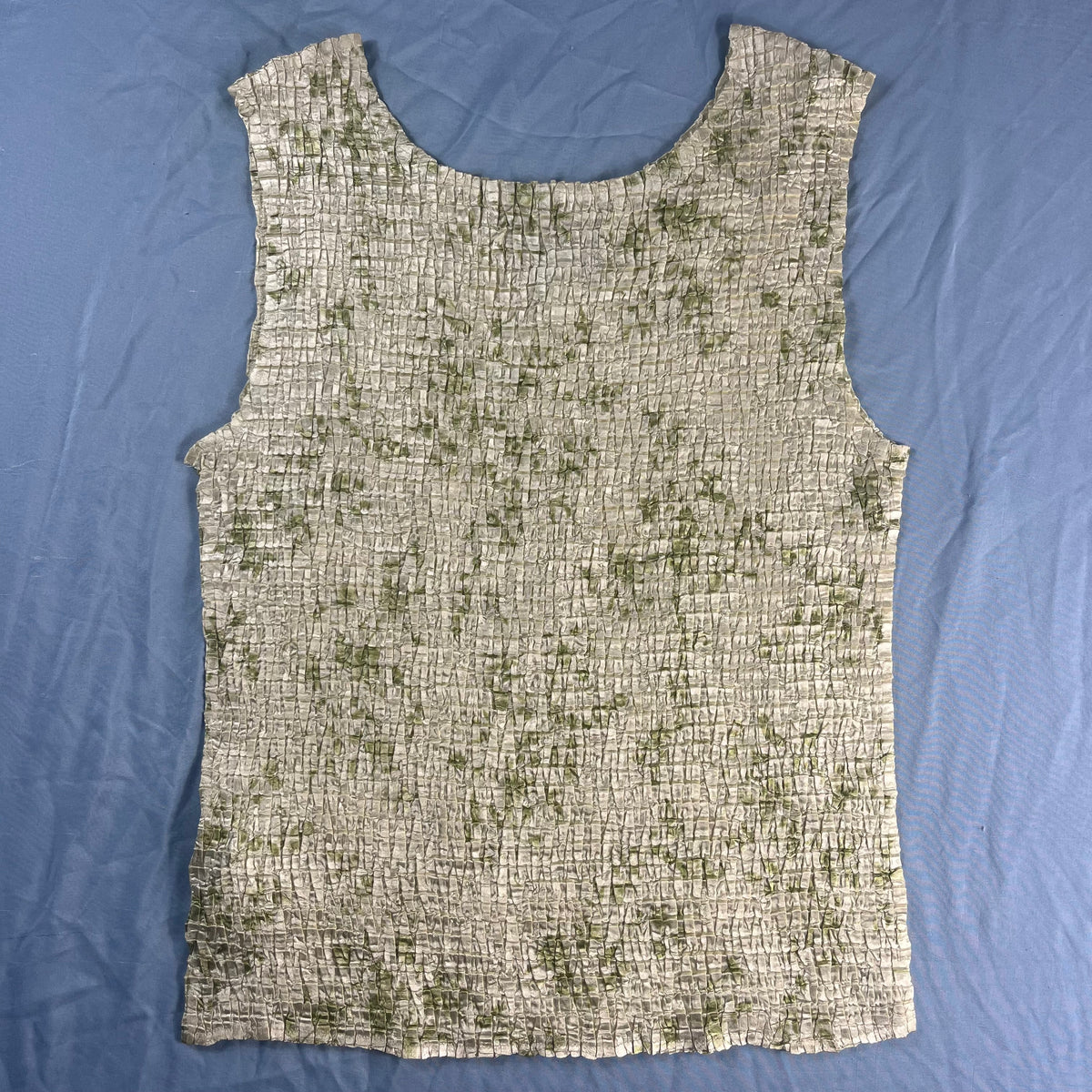 Y2K VTG Casual Corner Annex sage green crinkle popcorn tank top - S/M
